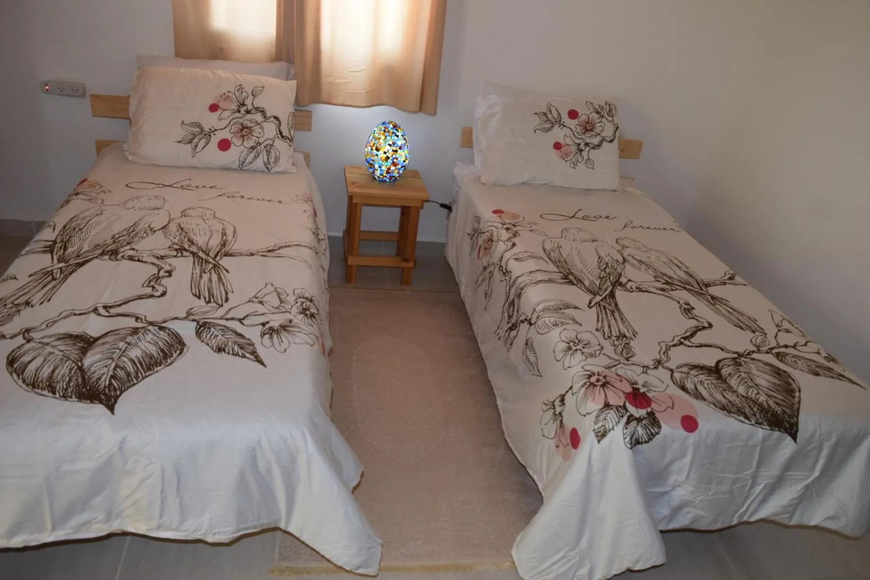 Bed in Khan Alsira - חאן אלסרה
