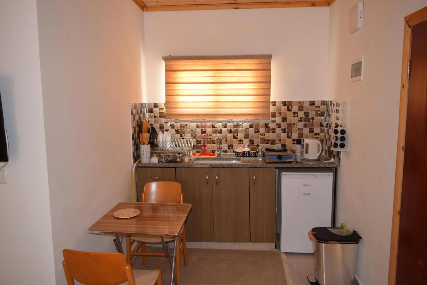 Kitchen or kitchenette in Khan Alsira - חאן אלסרה