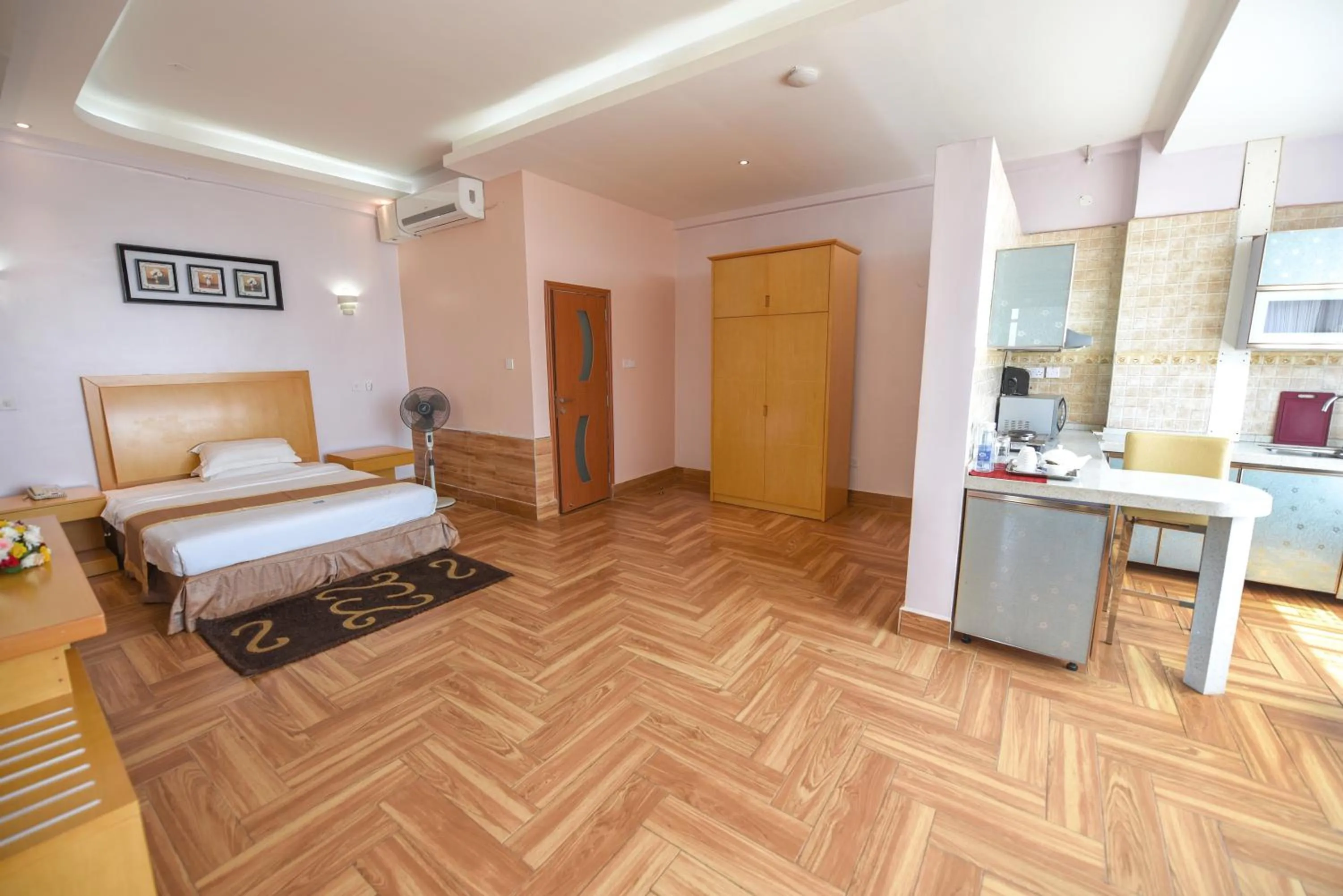 Bedroom, Bed in BMK House Apartments