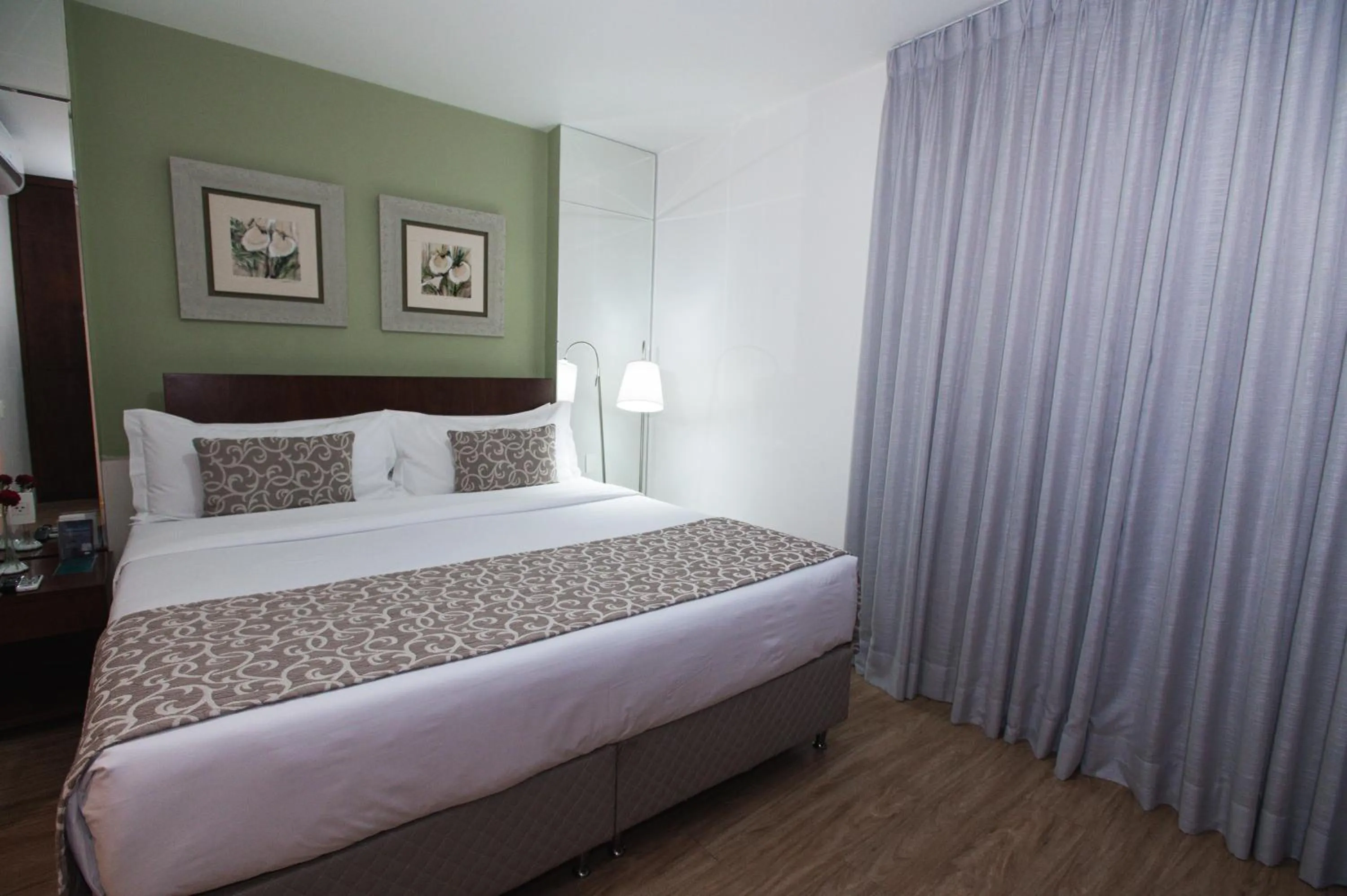 Bed in H2 Platinum Lourdes