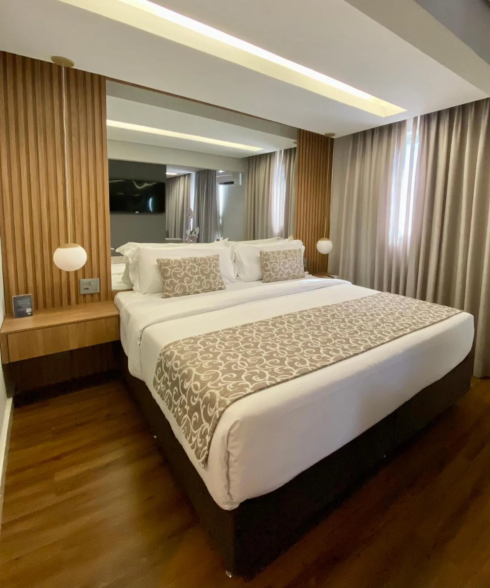 Bed in H2 Platinum Lourdes