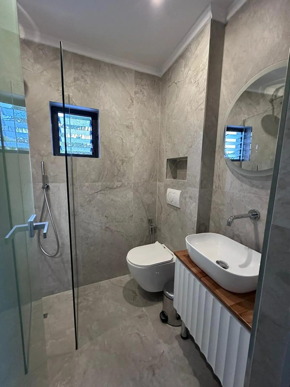 Toilet in Kuburi Hotel