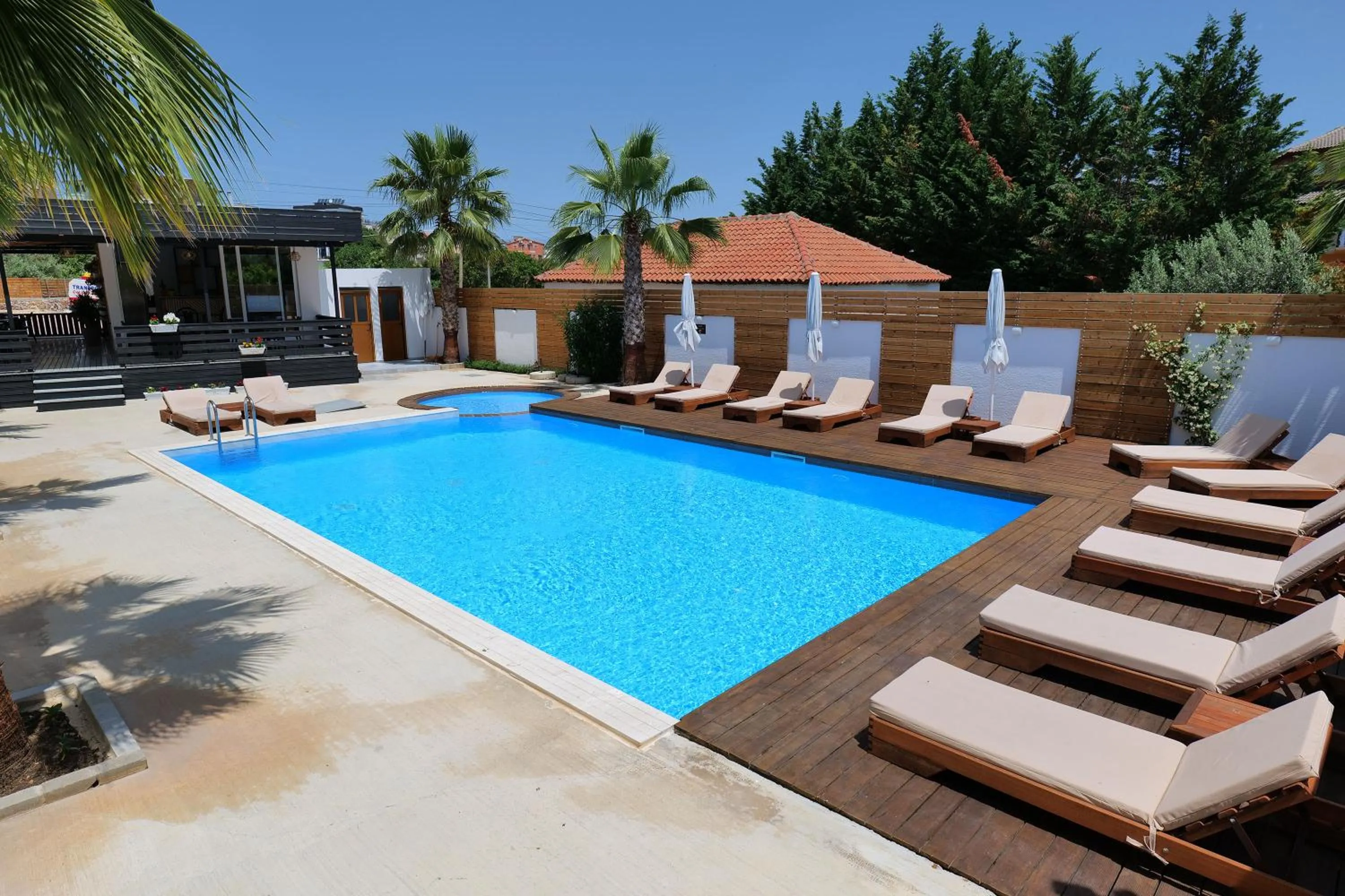 Pool view in Kuburi Hotel