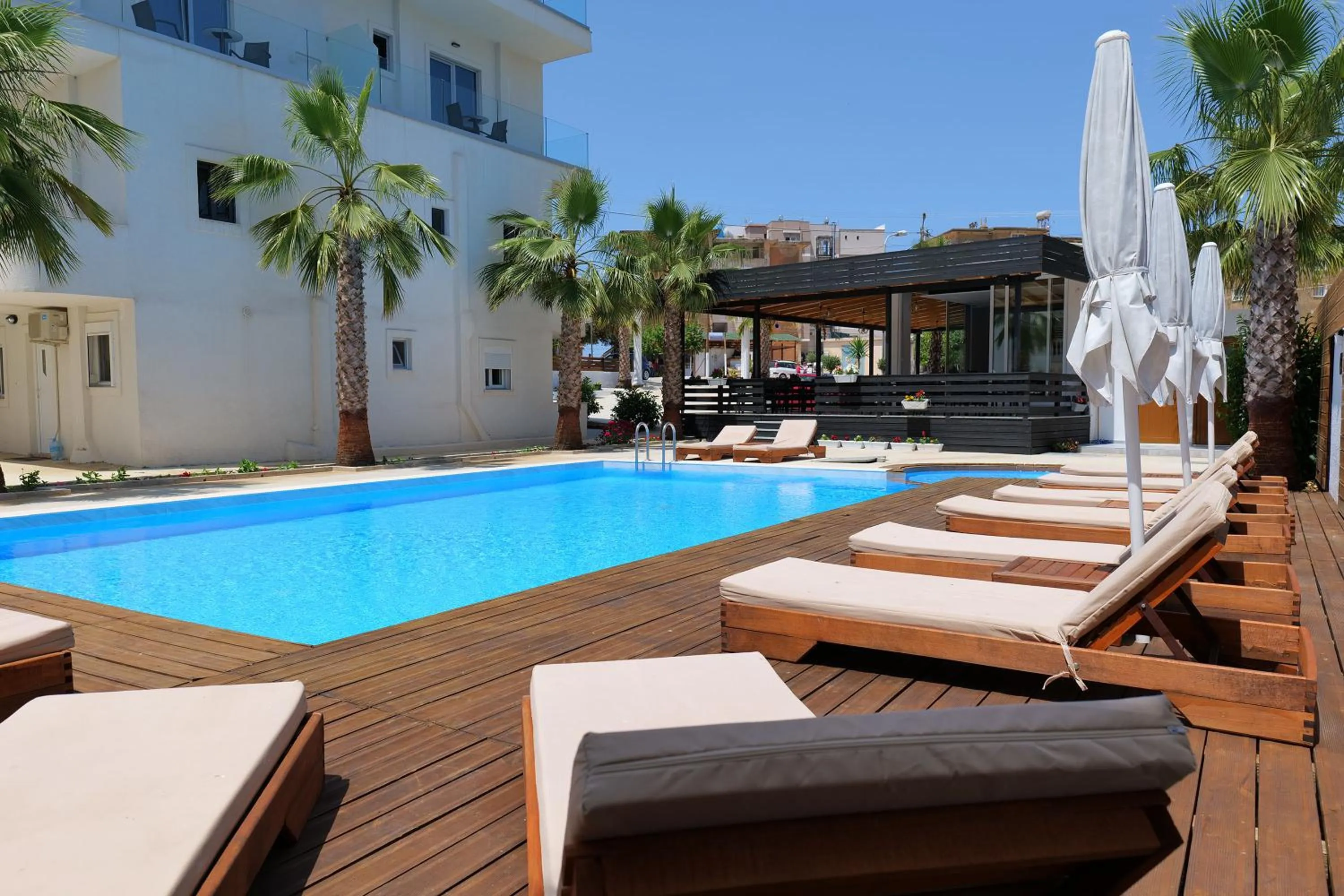 Property building in Kuburi Hotel