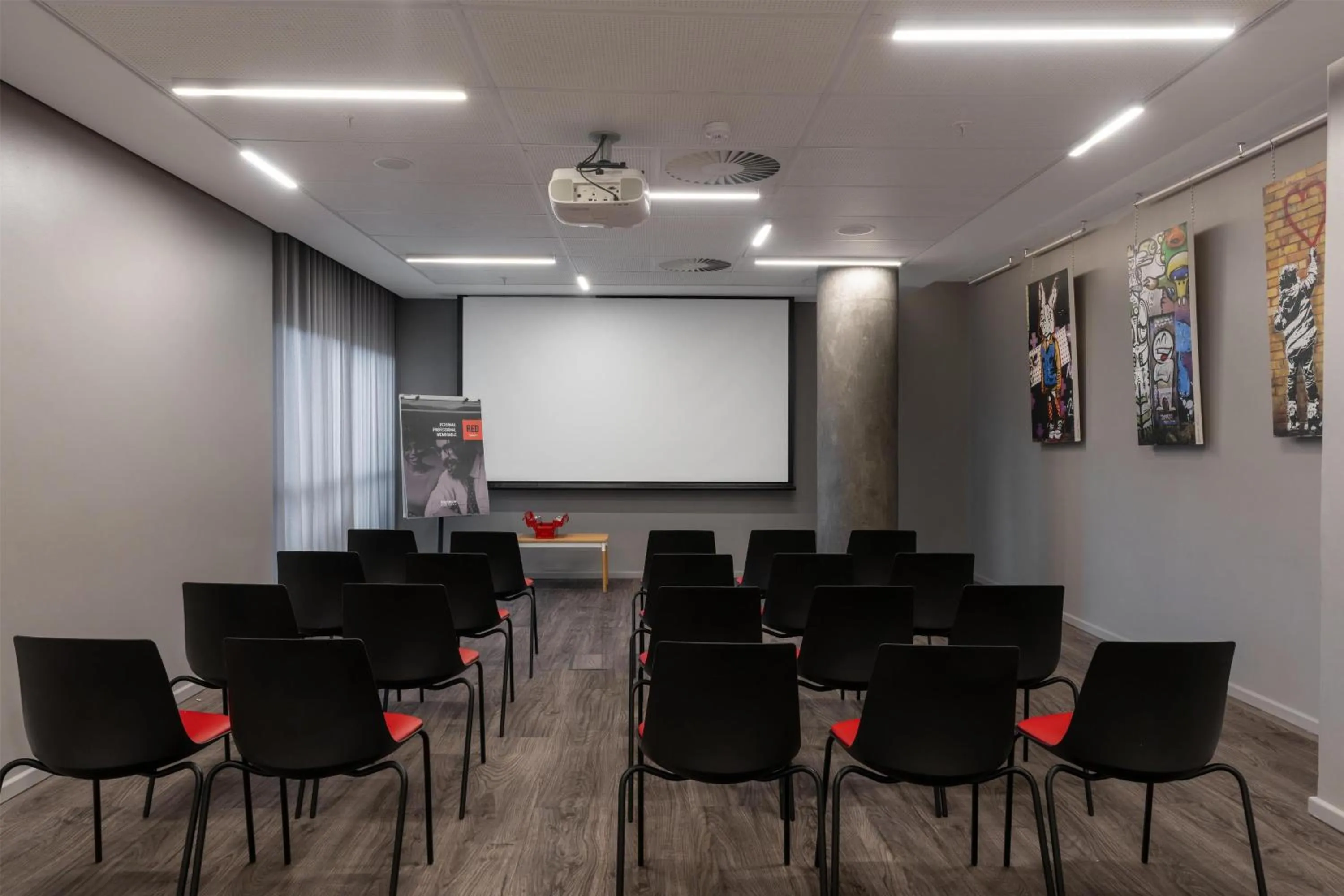 Meeting/conference room in Radisson RED Hotel V&A Waterfront Cape Town