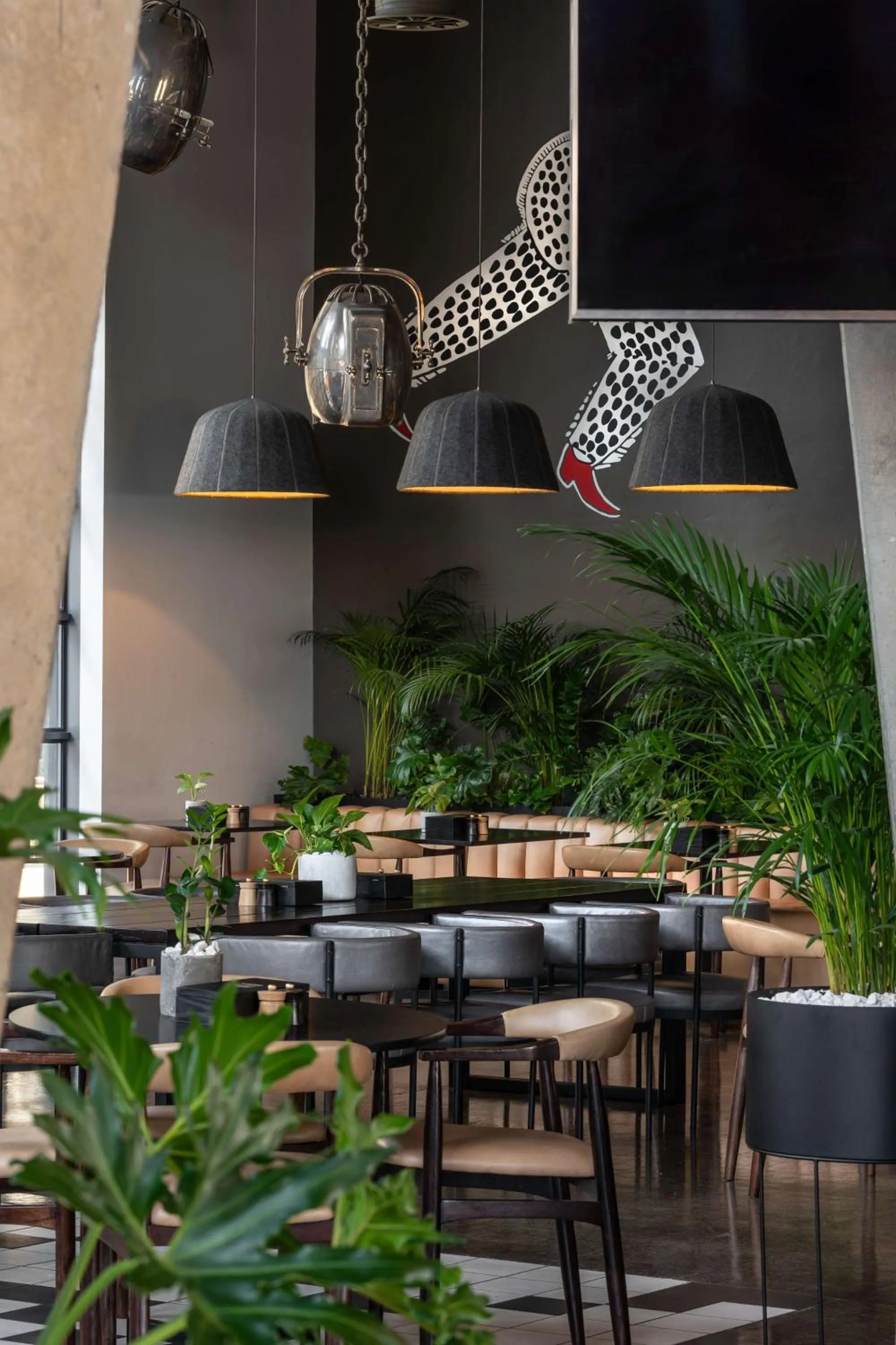 Restaurant/places to eat in Radisson RED Hotel V&A Waterfront Cape Town