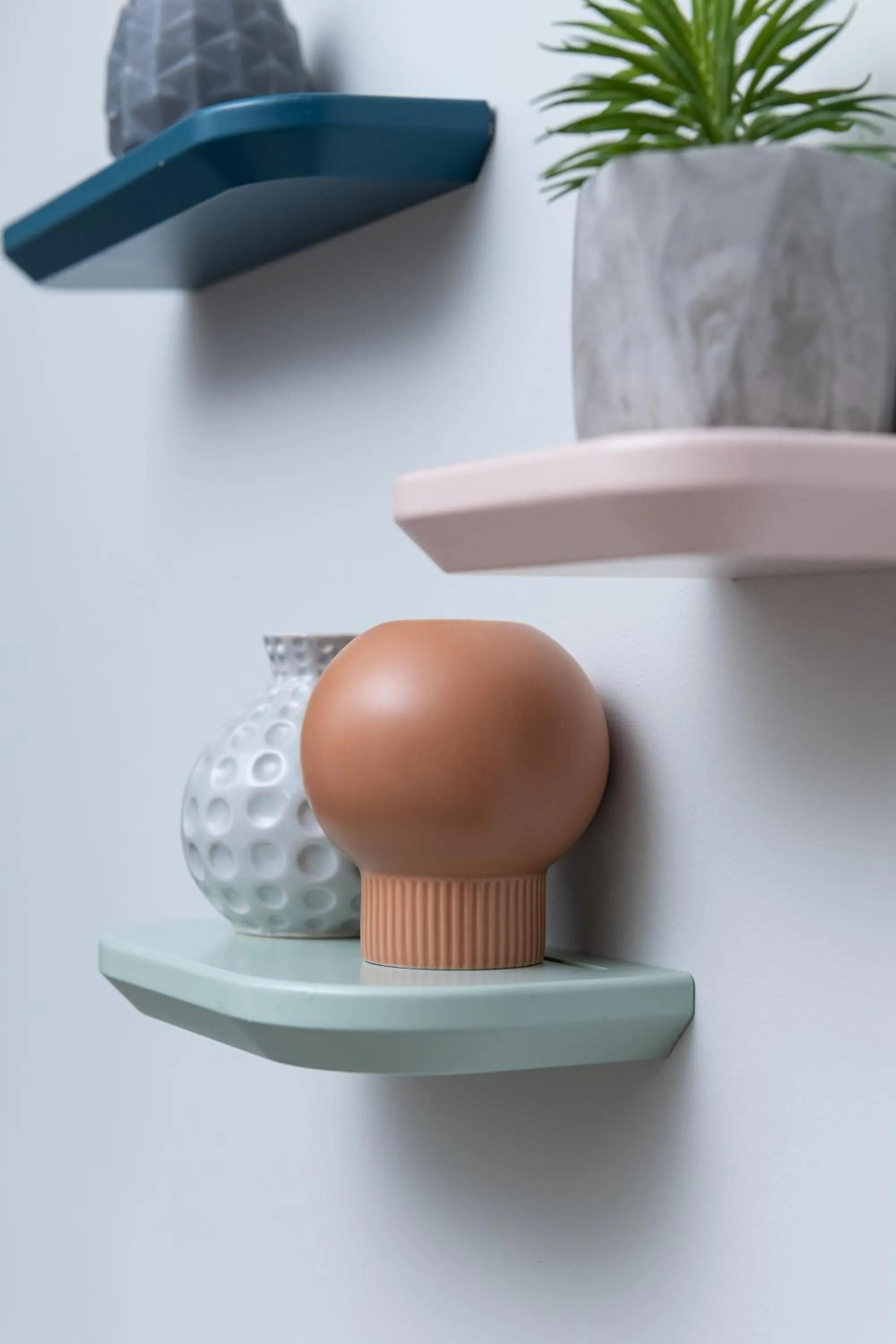 hair dresser in Enattica Syntagma Living