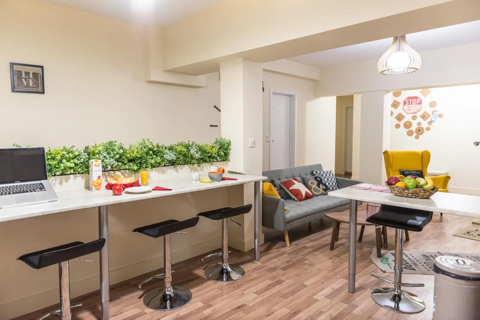 Kitchen or kitchenette in Enattica Syntagma Living