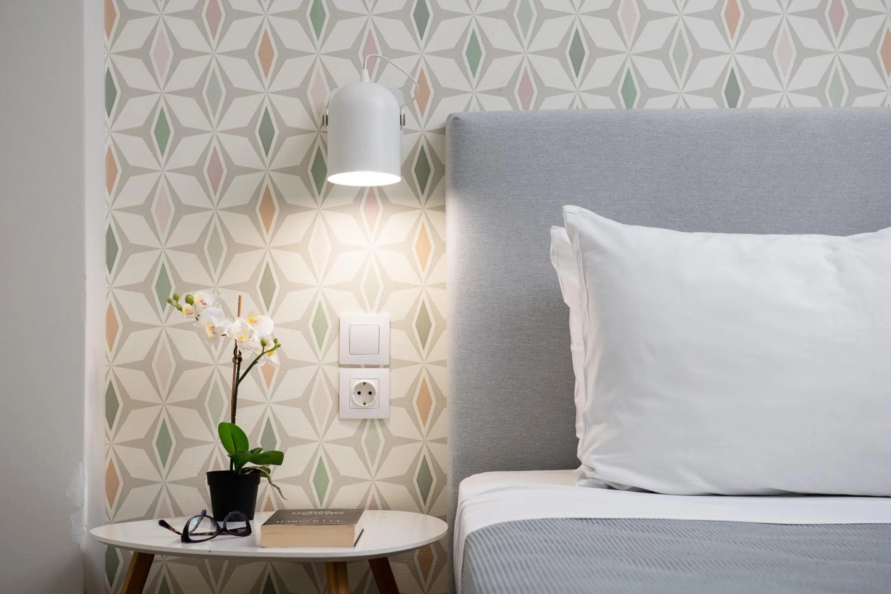 Bed in Enattica Syntagma Living