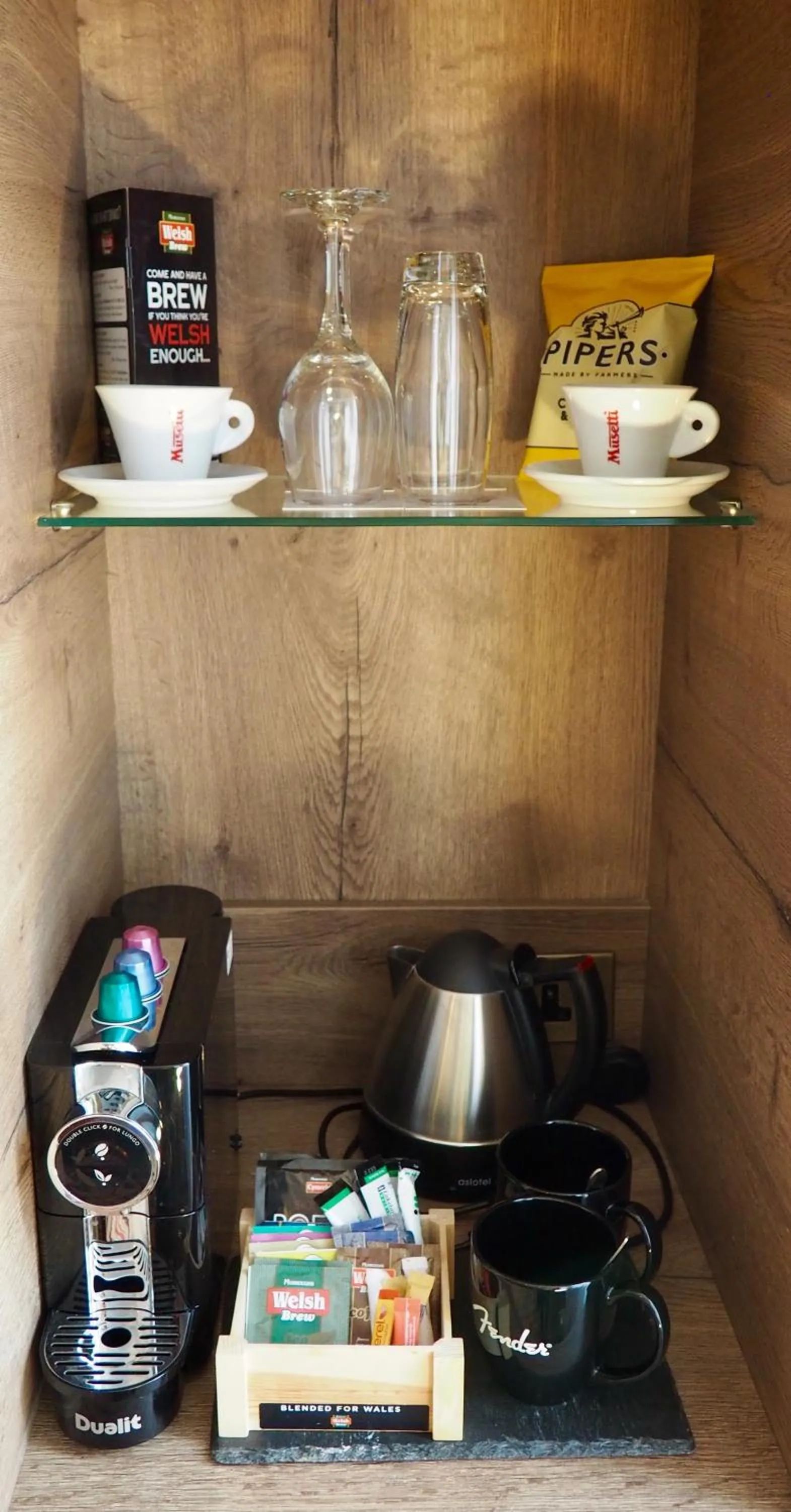 Coffee/tea facilities in Hotel Indigo - Cardiff by IHG