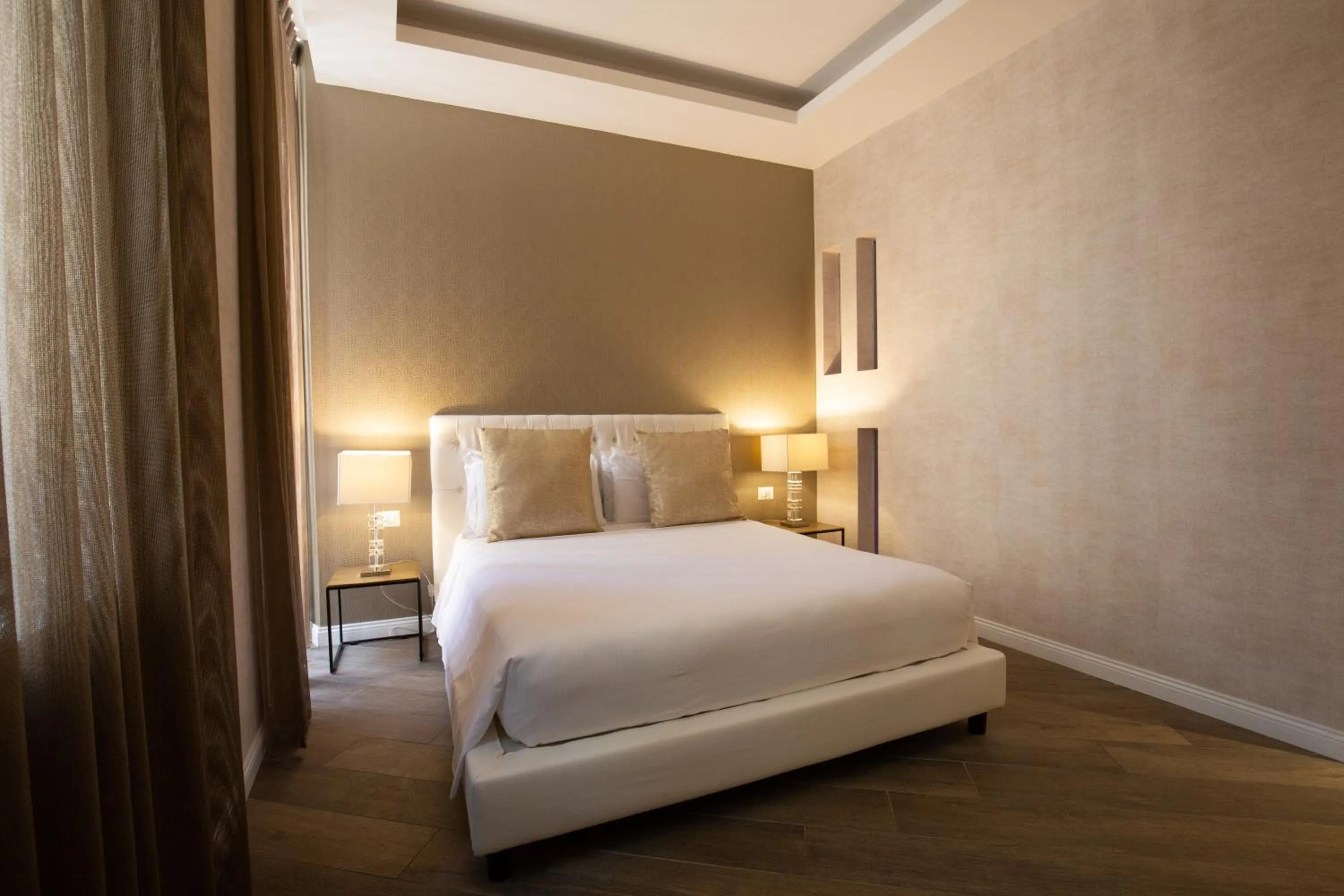 Communal lounge/ TV room, Bed in Spagna Boutique