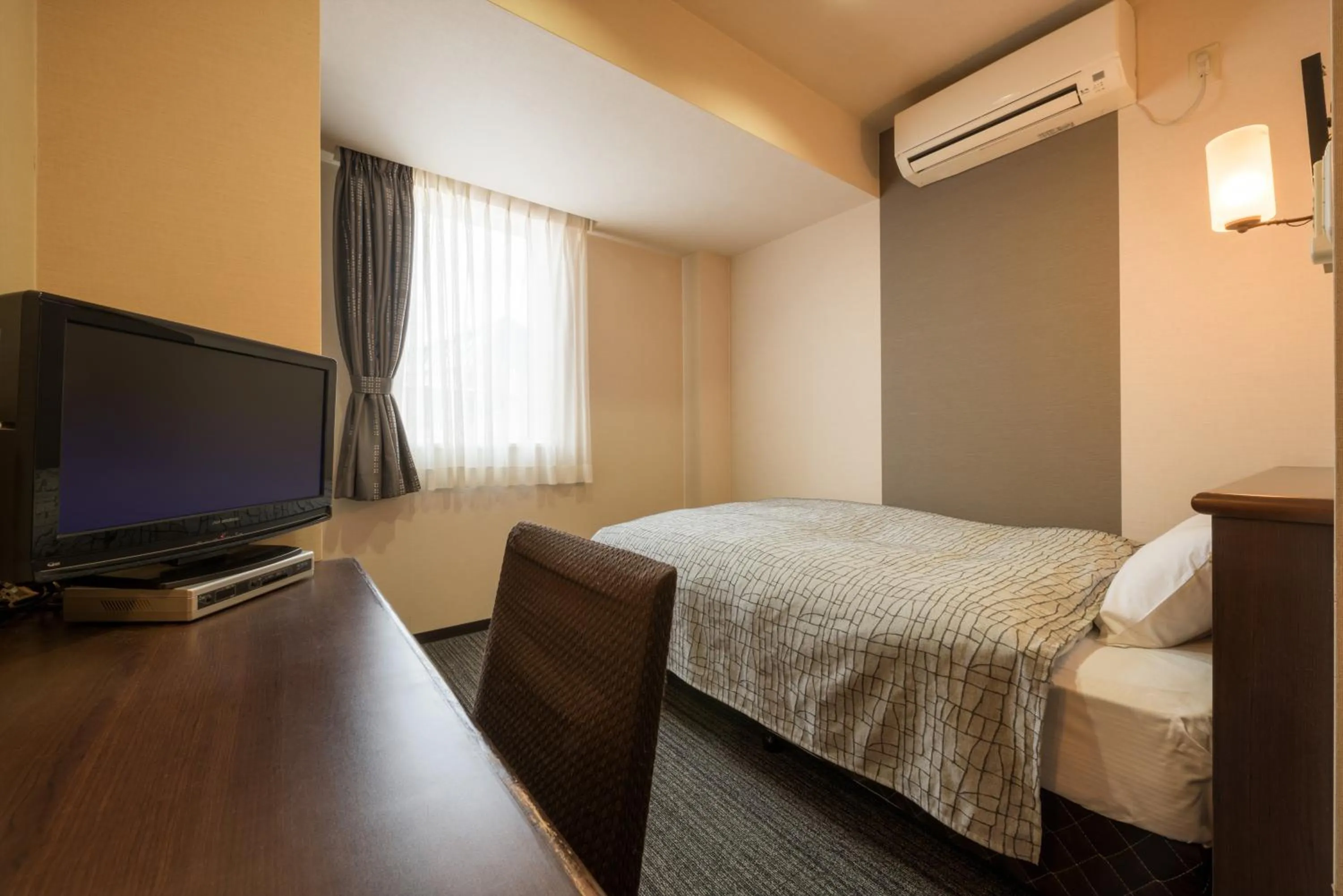 Photo of the whole room, Bed in Towada City Hotel