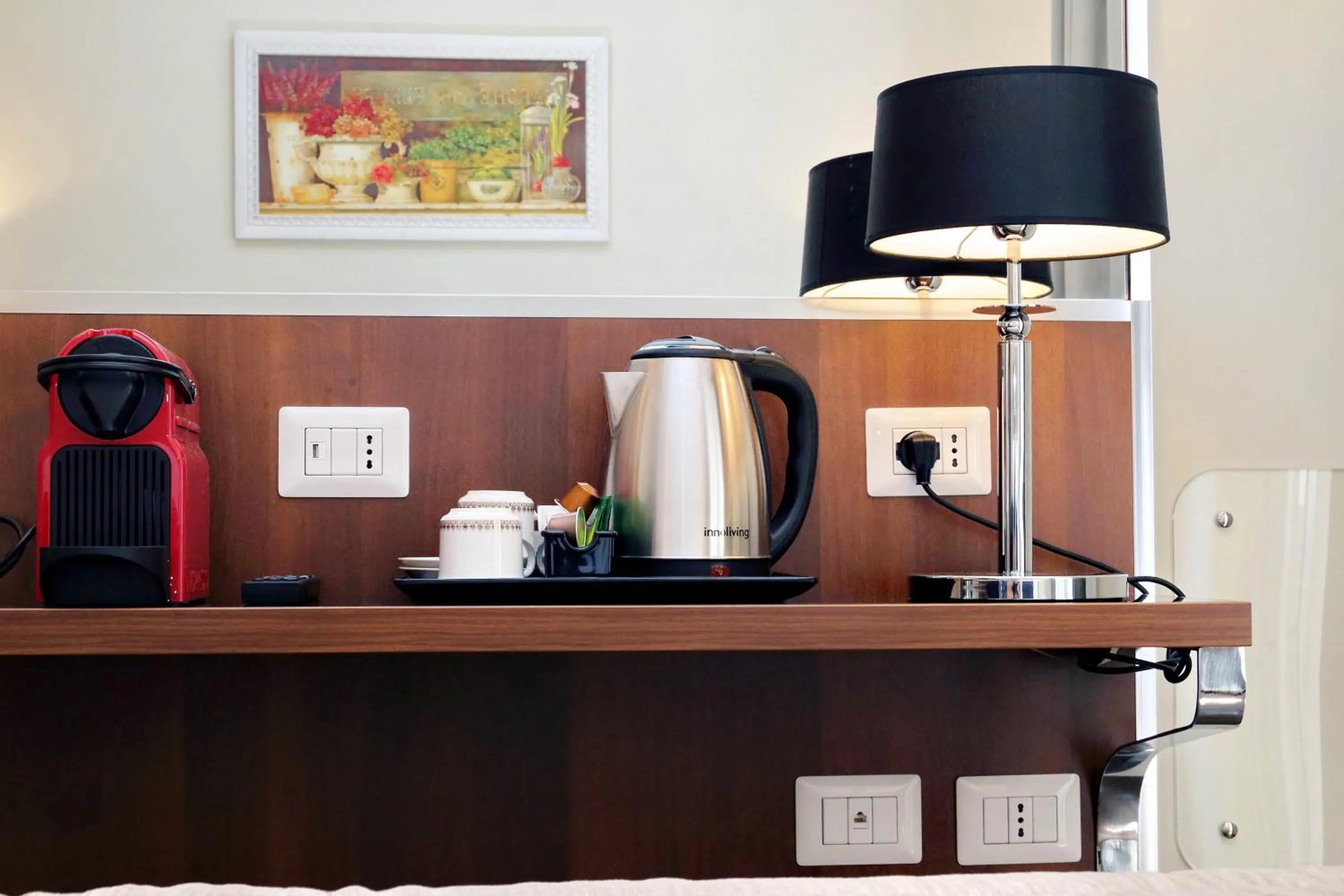 Coffee/tea facilities in Piazza Venezia Grand Suite