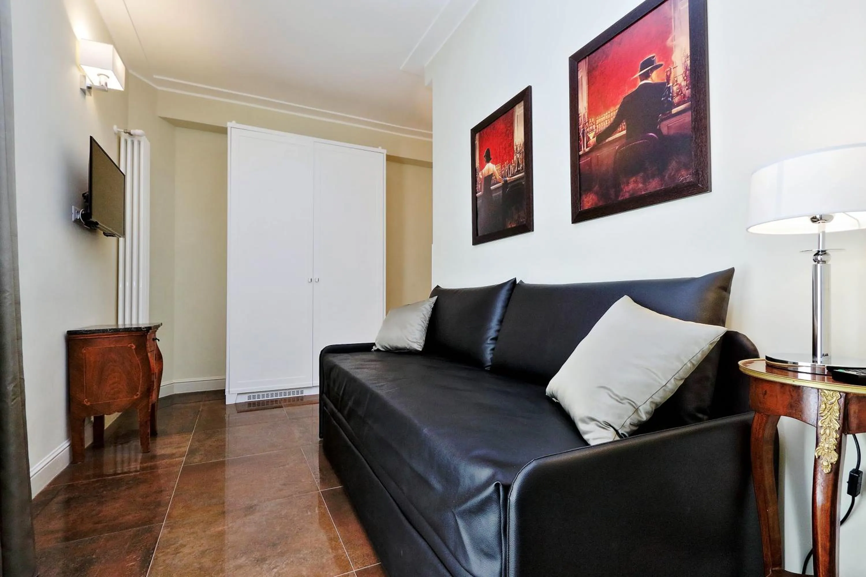 Seating area in Piazza Venezia Grand Suite