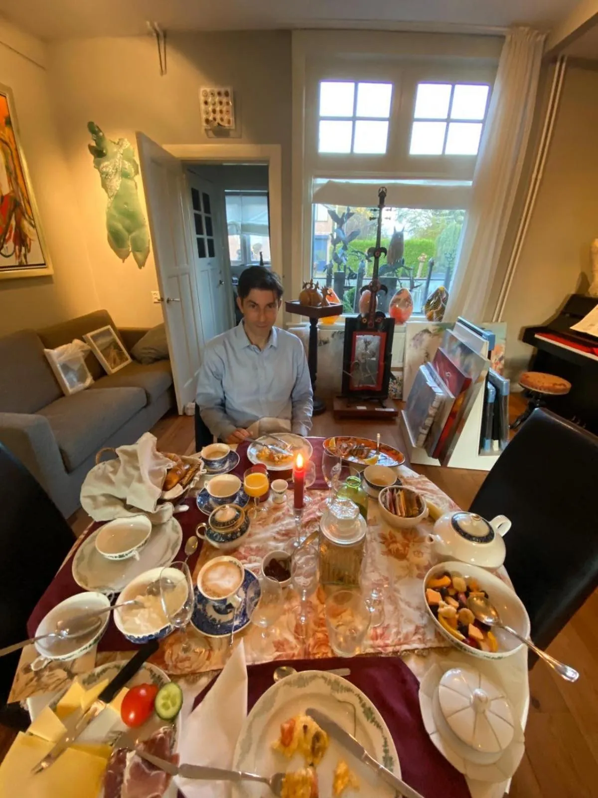 Guests in Art+bed and breakfast