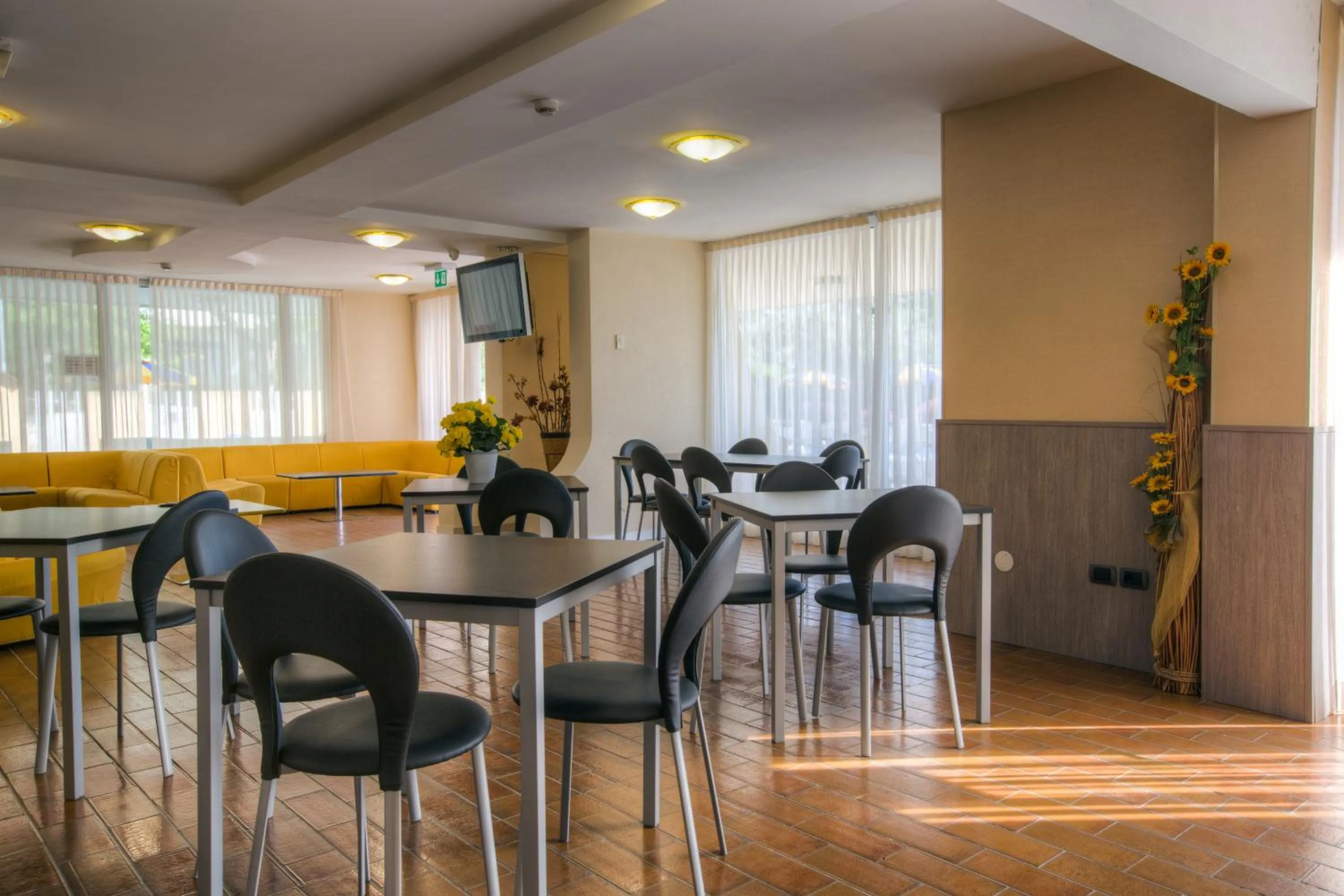 Lobby or reception in Hotel Tilmar