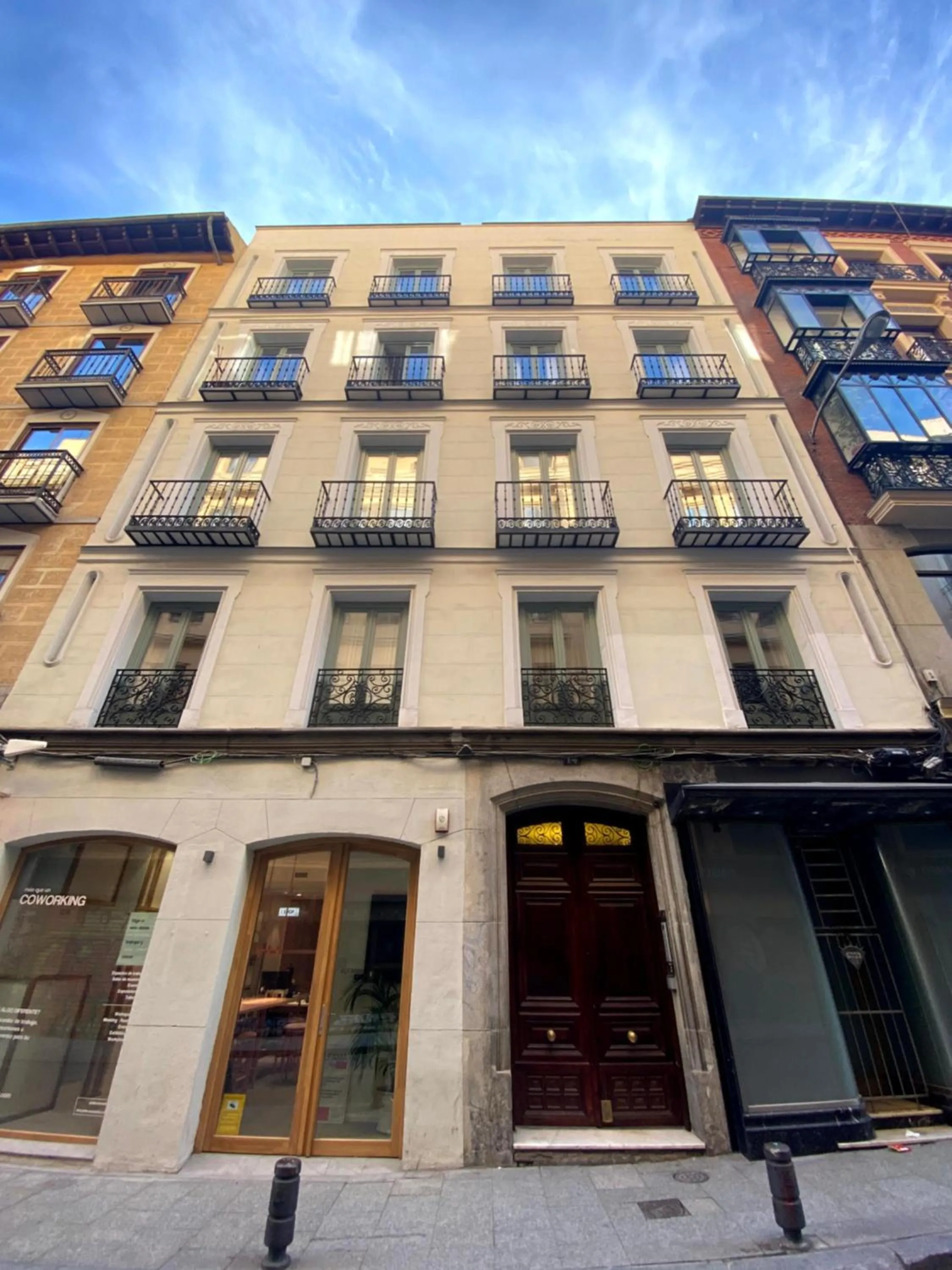 Property building in nQn Aparts & Suites Madrid