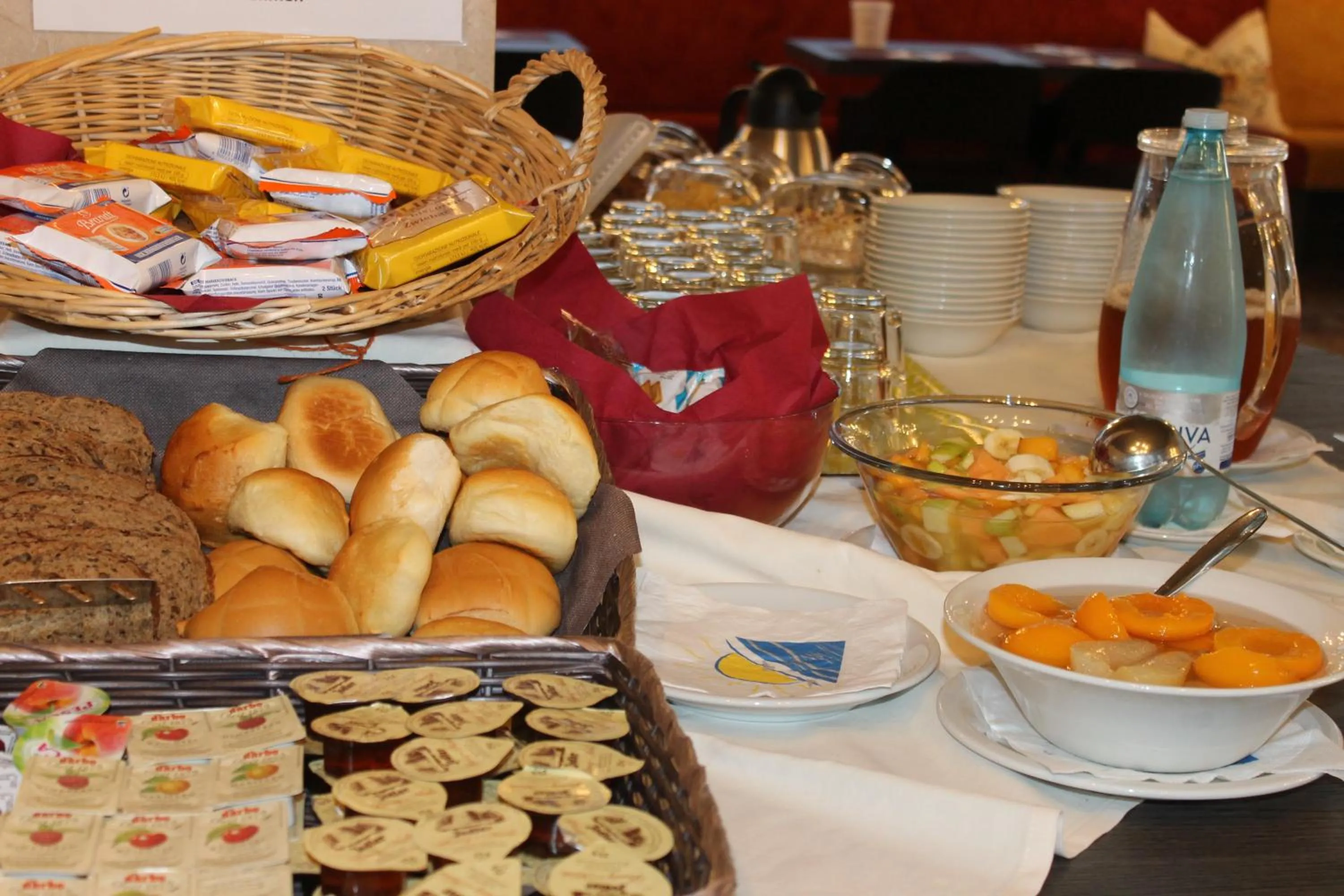 Buffet breakfast in Lake Garda Beach Hostel
