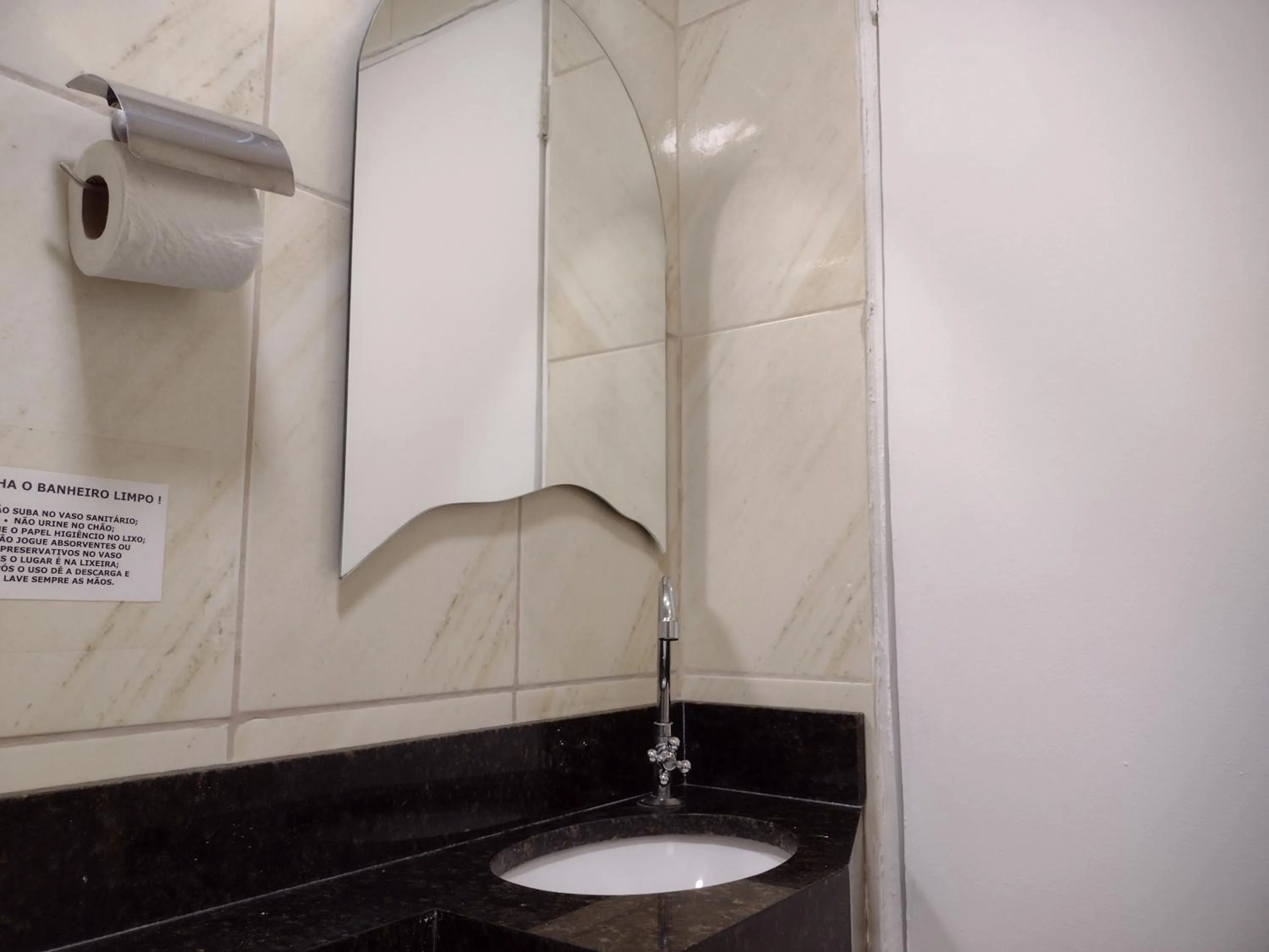 Bathroom in Pousada Village Rio Centro