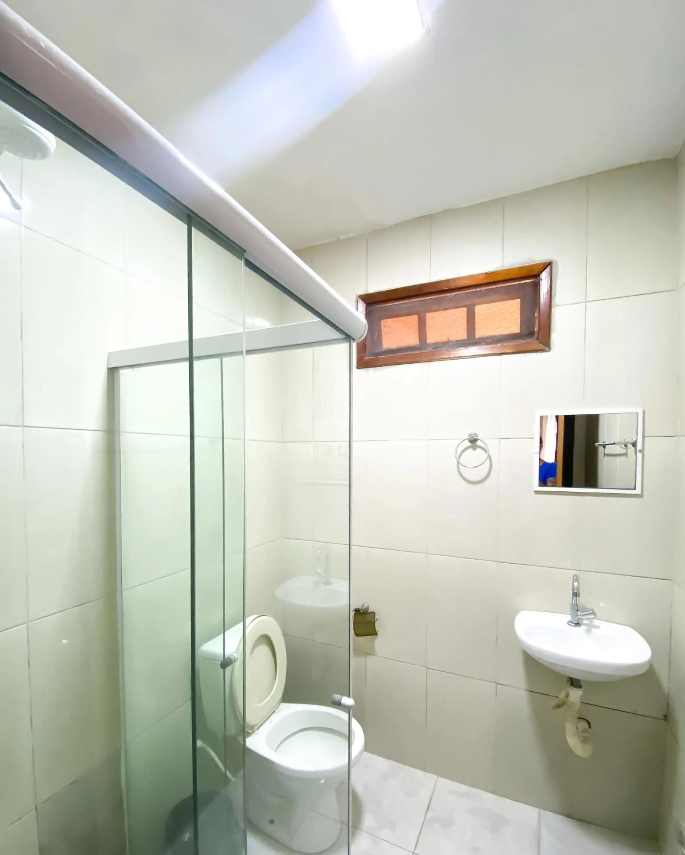 Shower in Pousada Village Rio Centro