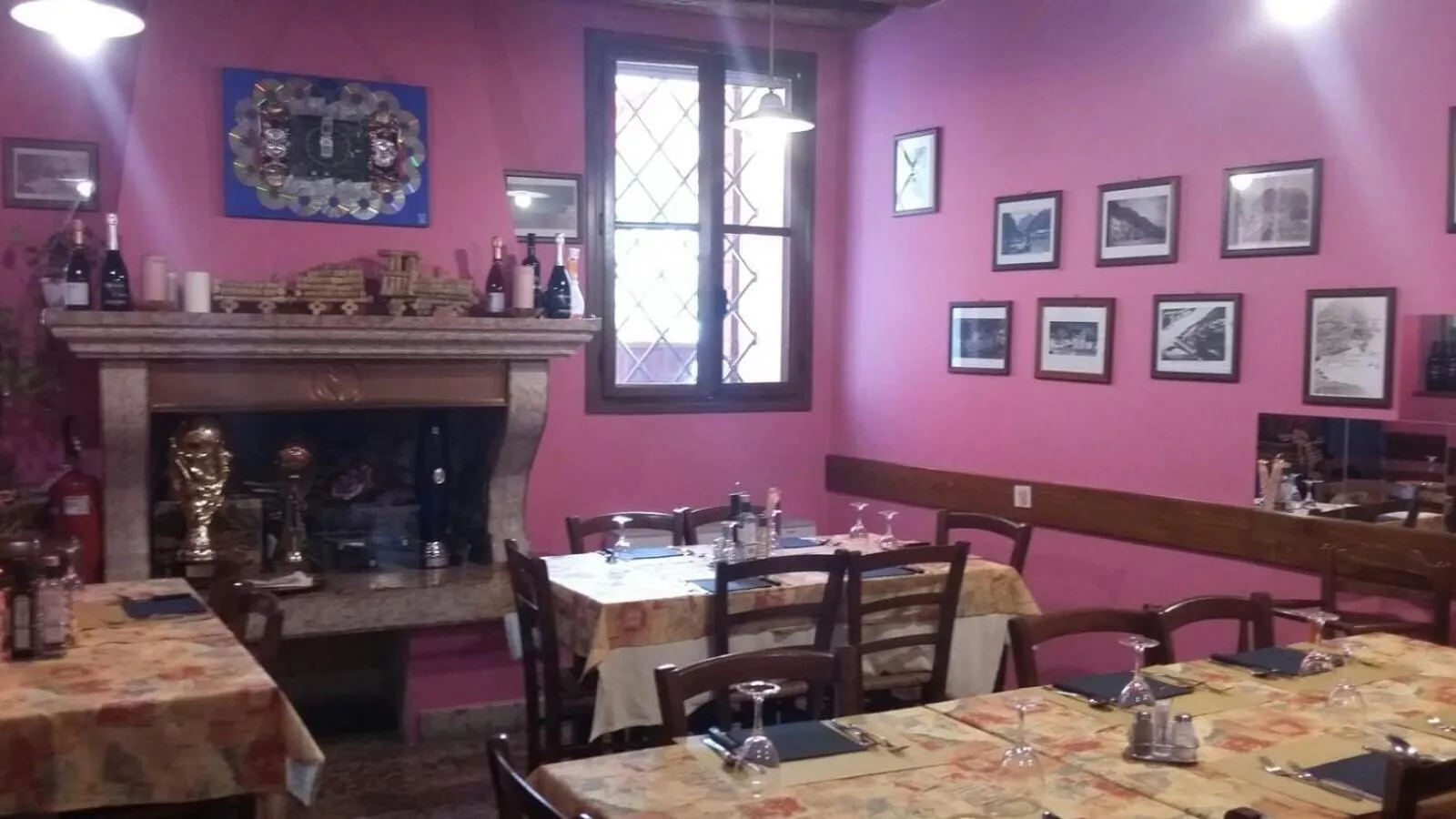 Restaurant/places to eat in Ristorante Pizzeria al Mondo
