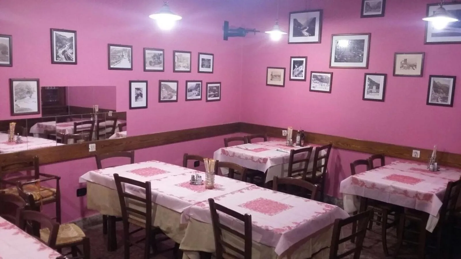 Restaurant/places to eat in Ristorante Pizzeria al Mondo
