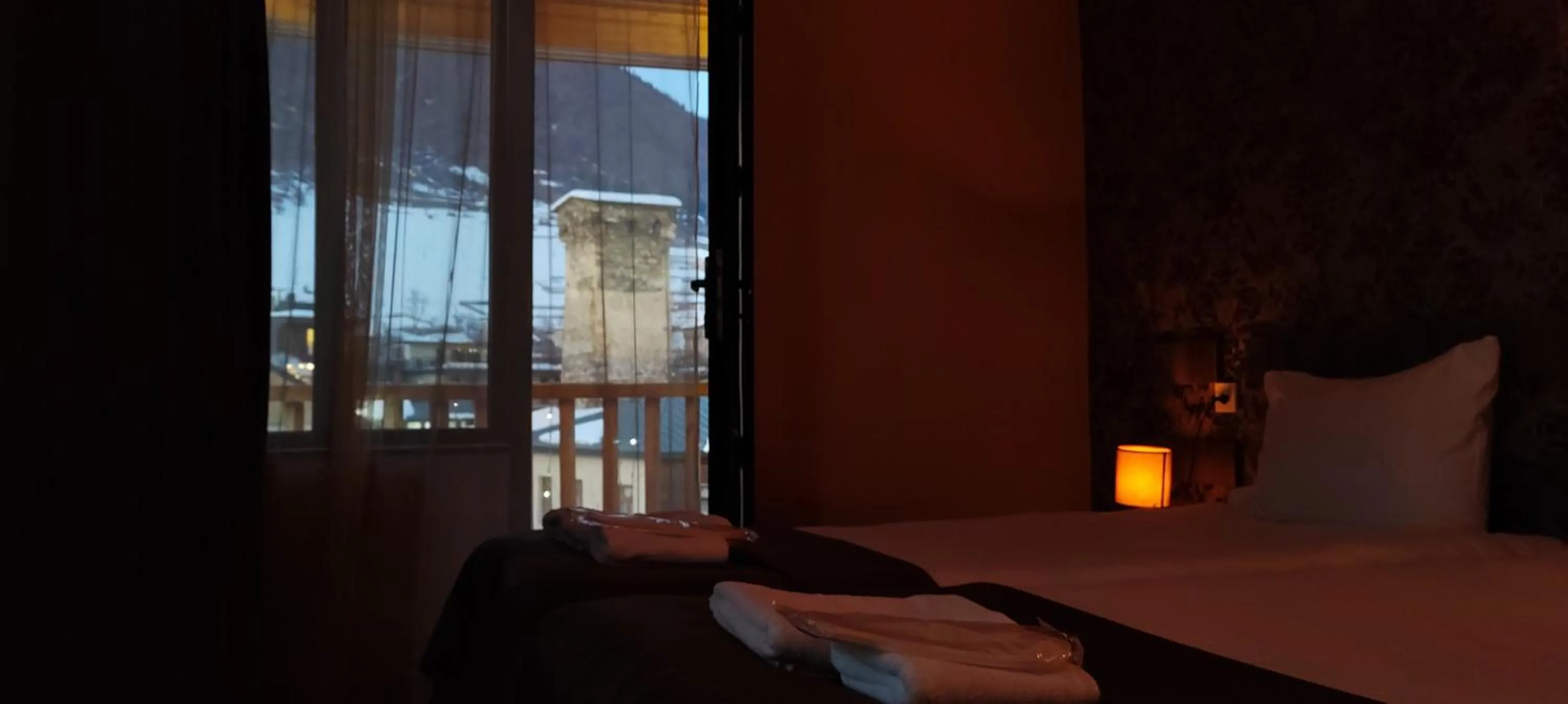 Bed in Hotel Svanseti