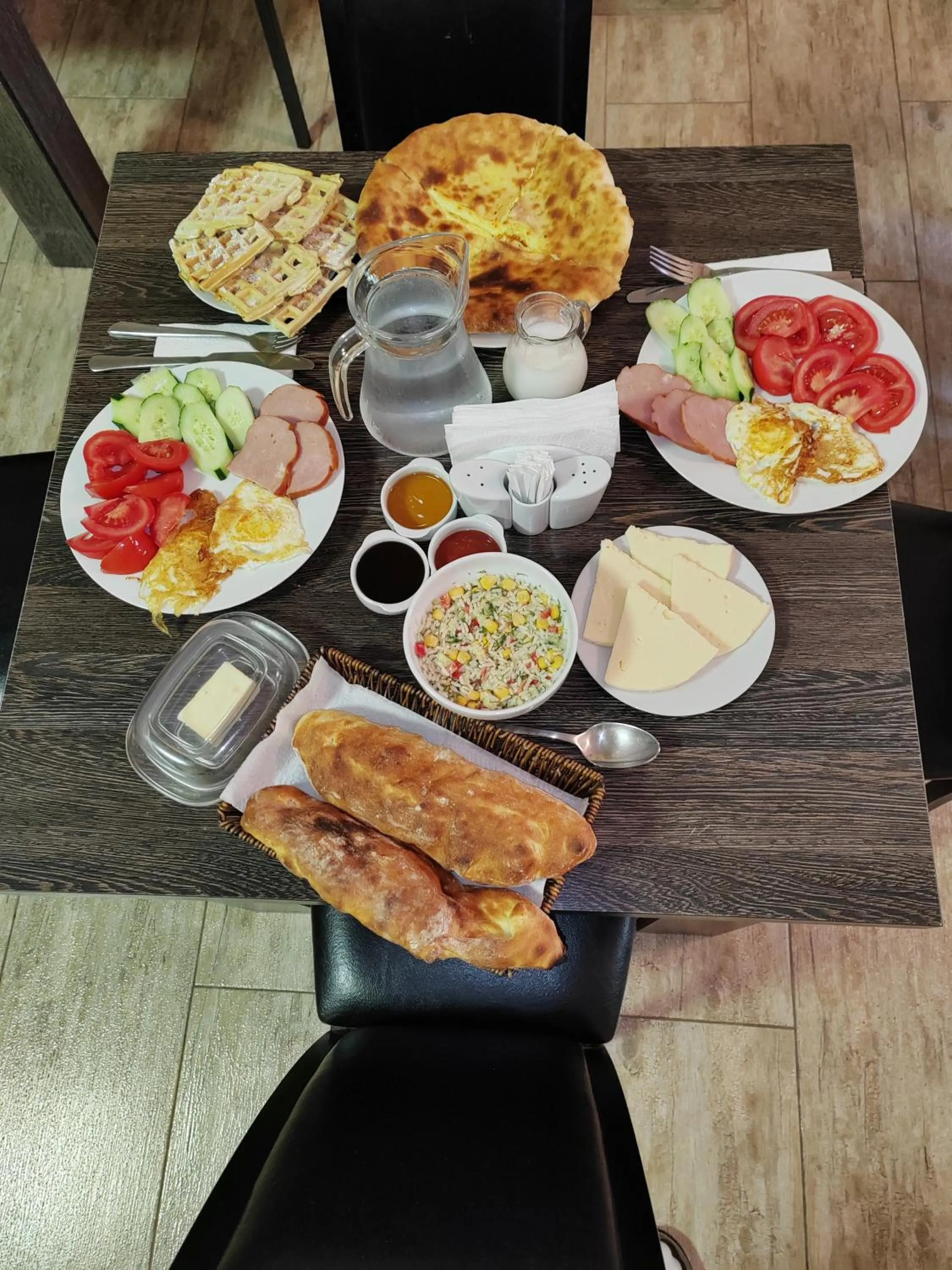 Breakfast in Hotel Svanseti