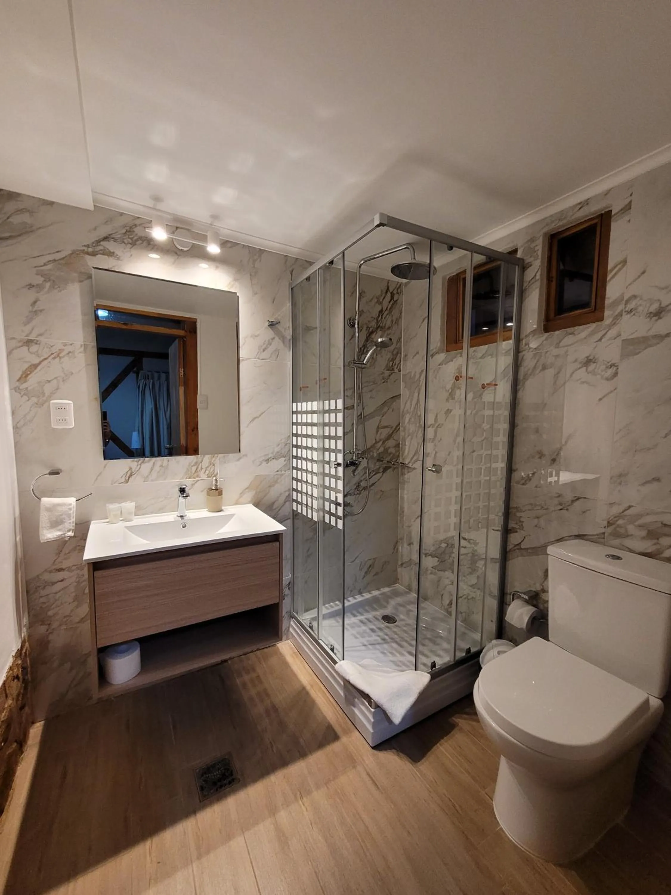 Shower in Hotel El Tesoro de Elqui