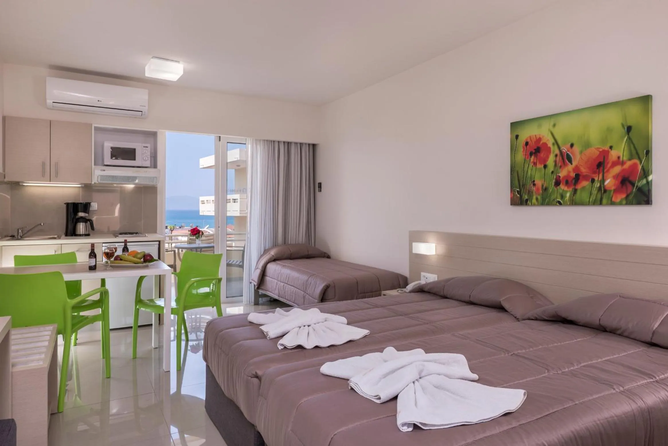 Living room, Bed in Atrion Resort Hotel