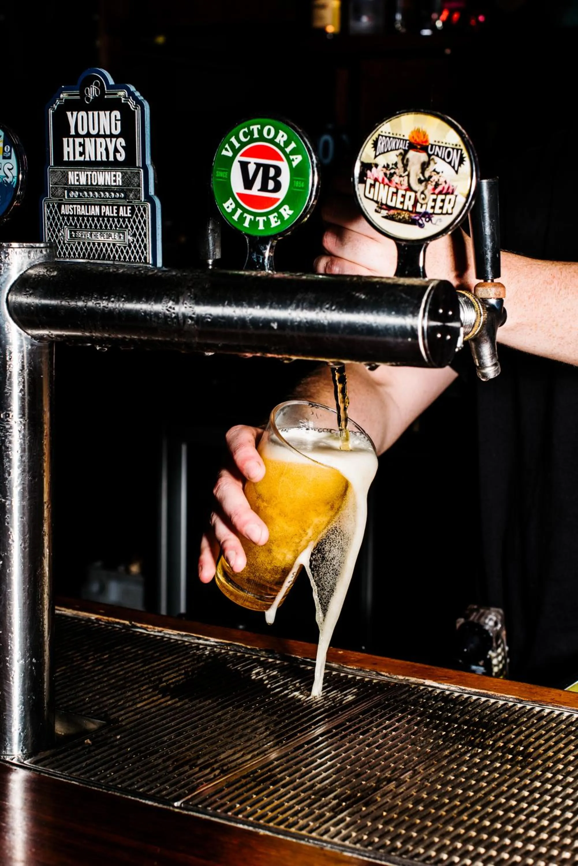 Restaurant/places to eat in The Lansdowne Hotel