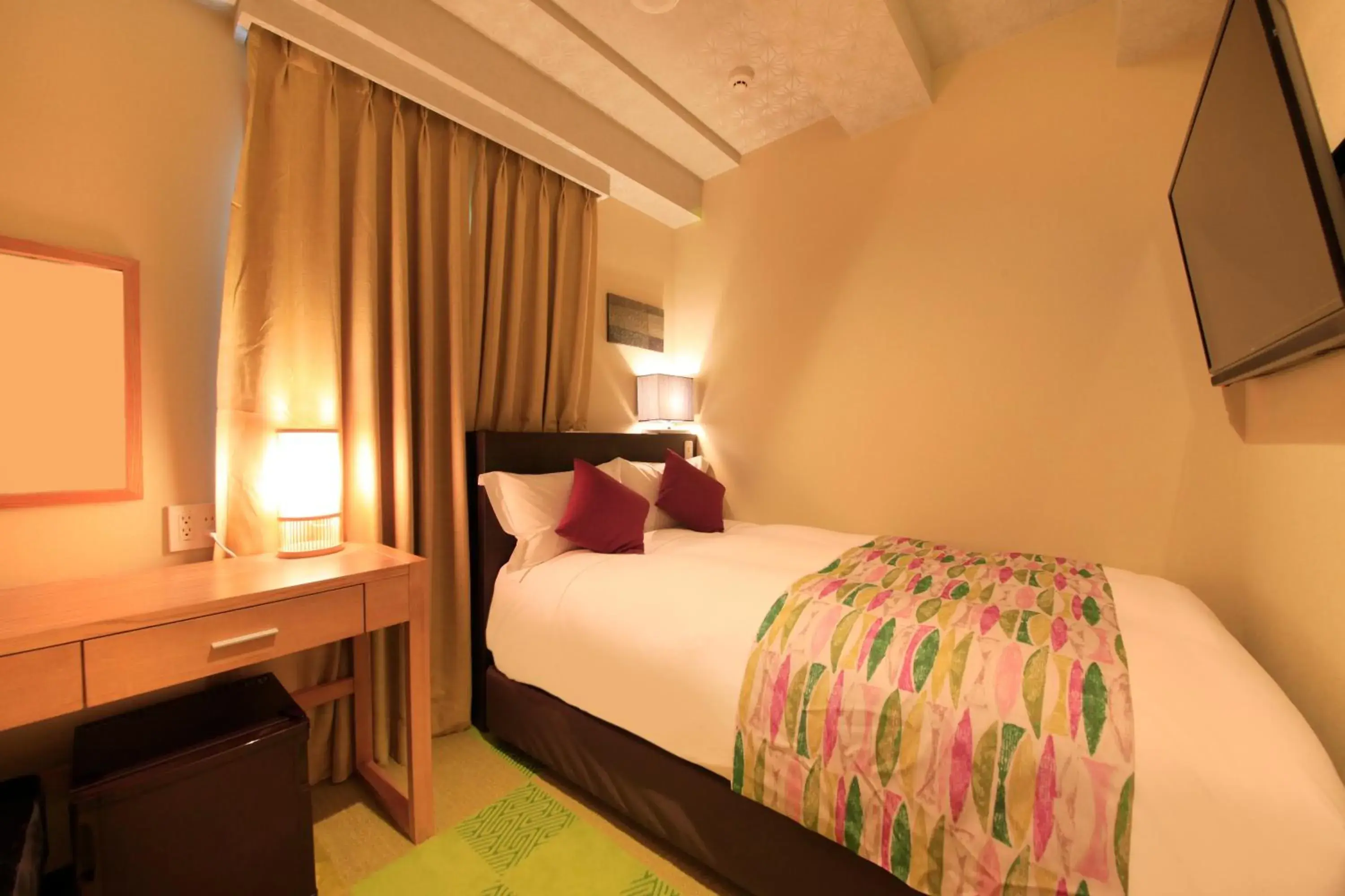 Standard Semi-Double Room -Non Smoking - Annex in Centurion Hotel&Spa Ueno Station Standard Semi-Double Room -Non Smoking - Annex in Centurion Hotel&Spa Ueno Station