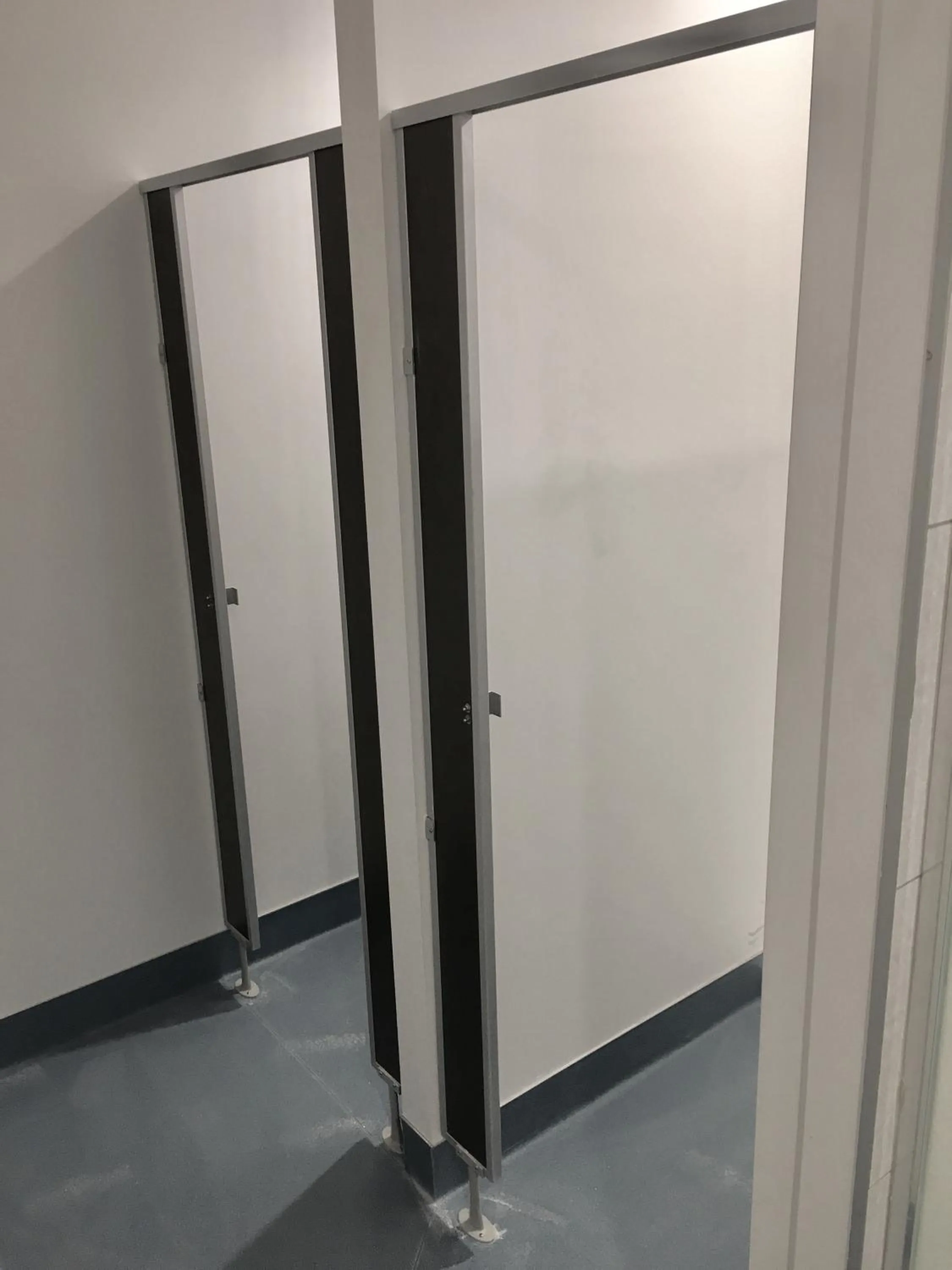 Public Bath in Metro Adventurer Backpackers