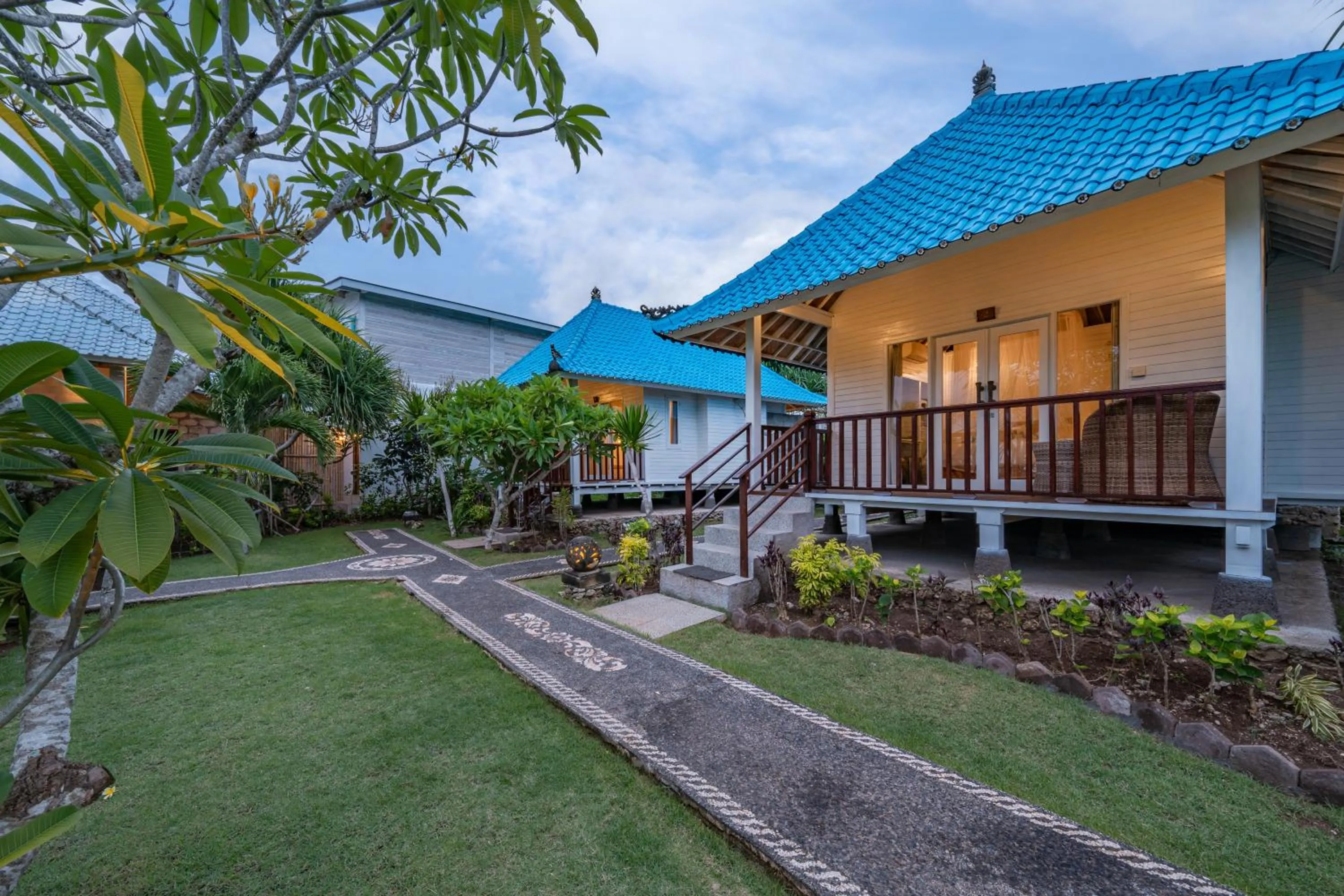 Property building in The Cubang Hut's Lembongan