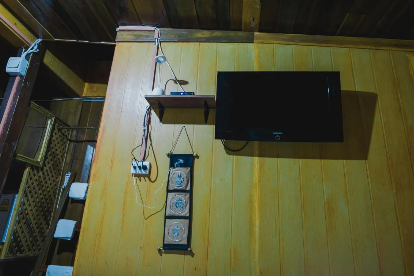 The history cafe' & guesthouse