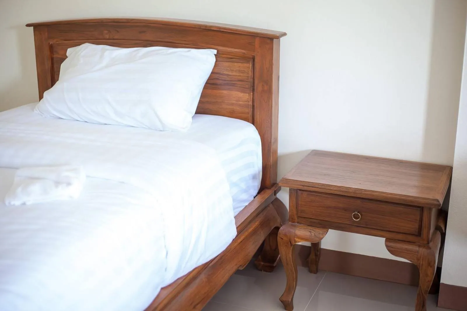 Bed in Mae Faek Villas