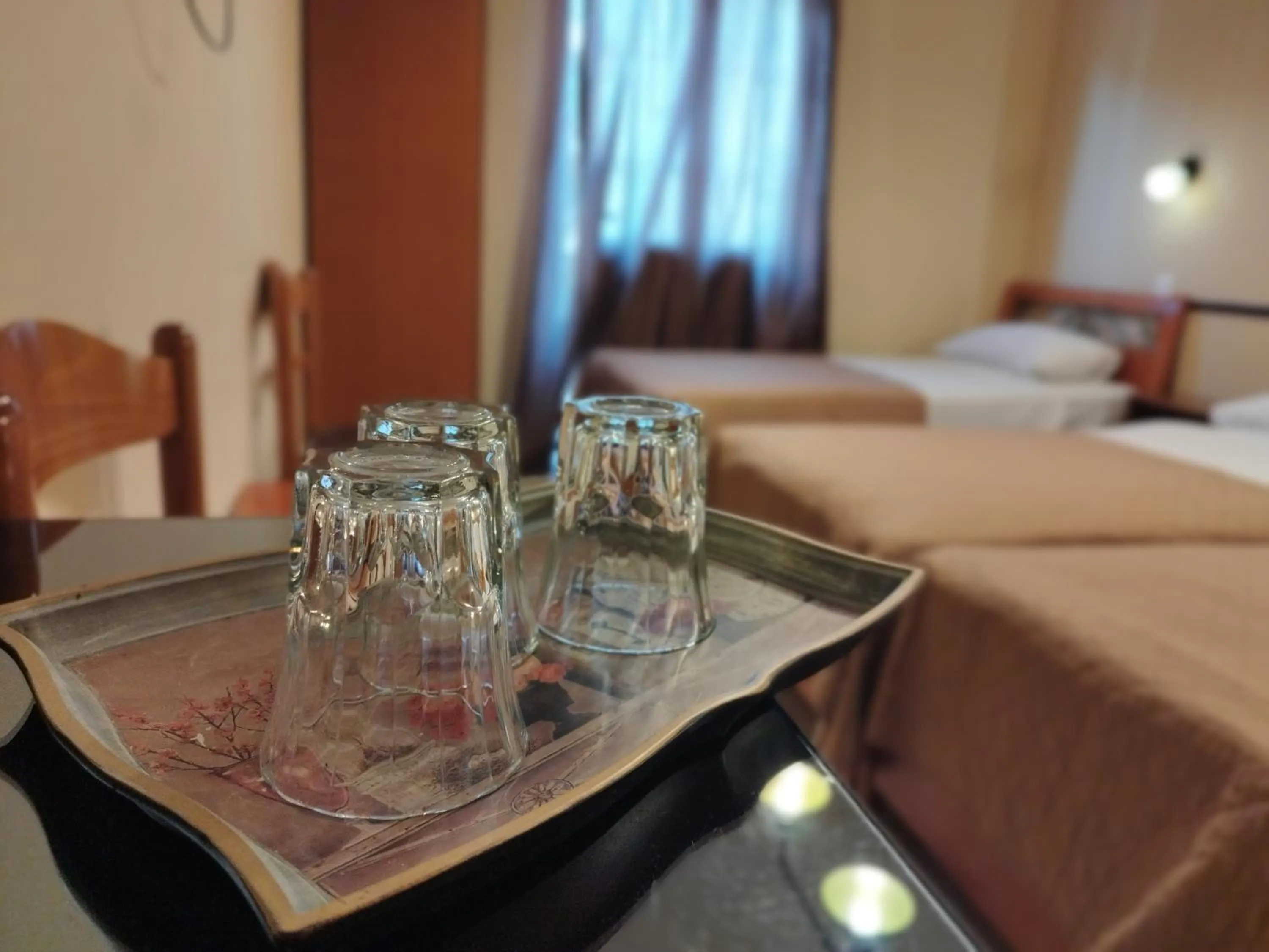 Bedroom, Bed in Alexandria Hotel