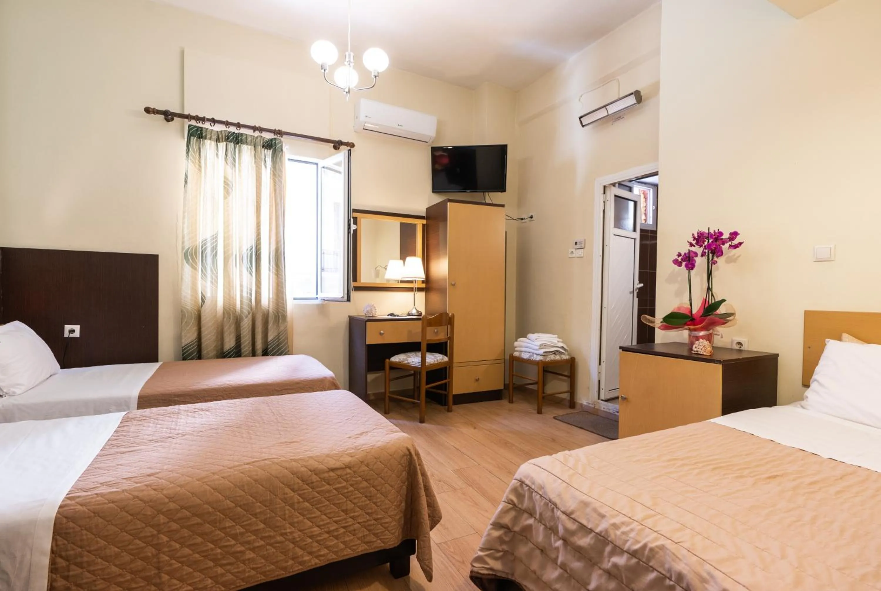 Bed in Alexandria Hotel