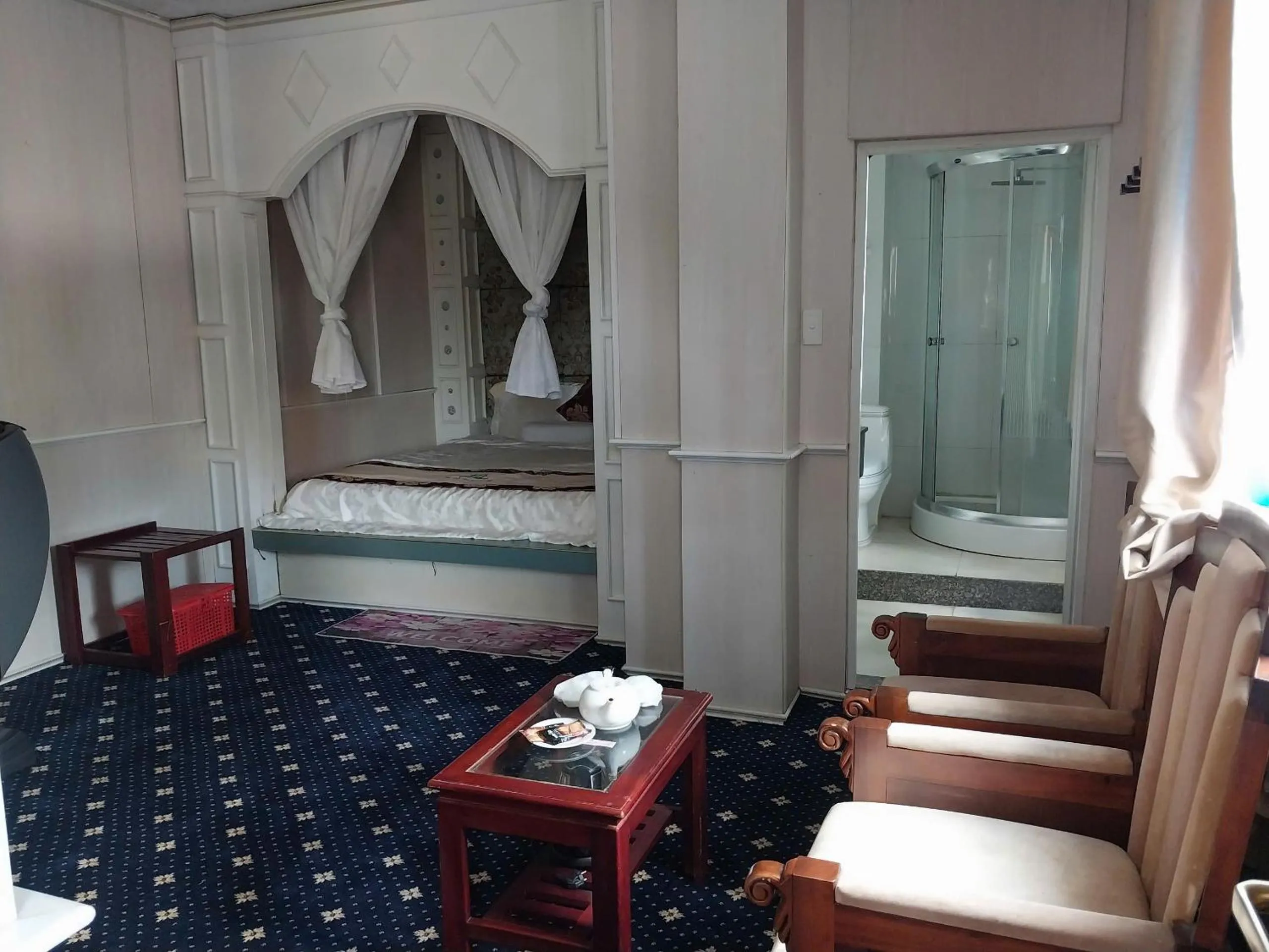 Bed in Nhat Quy Hotel