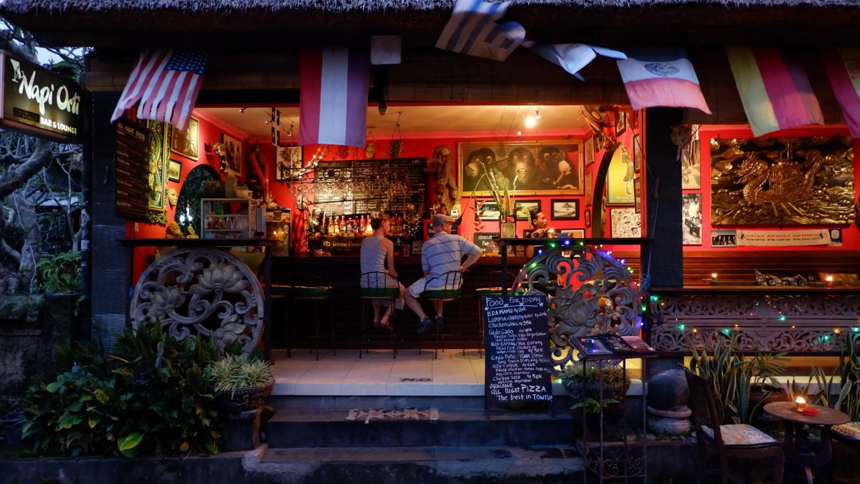 Restaurant/places to eat in Hai Homestay