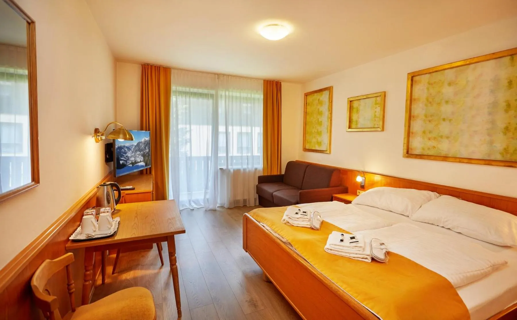 Bed in Residence AlpenHeart