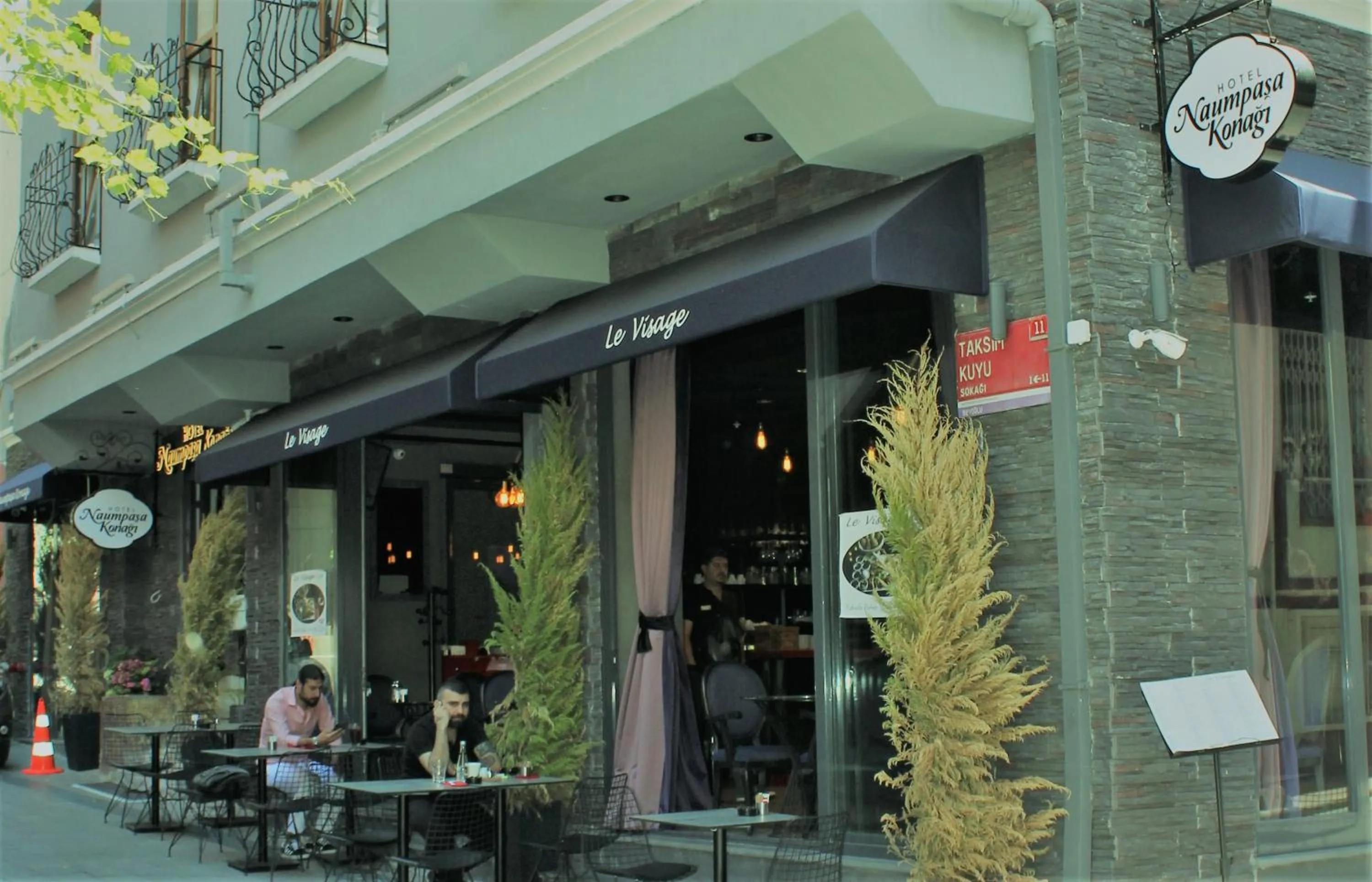 Lounge or bar in Hotel Naumpasa Konagi