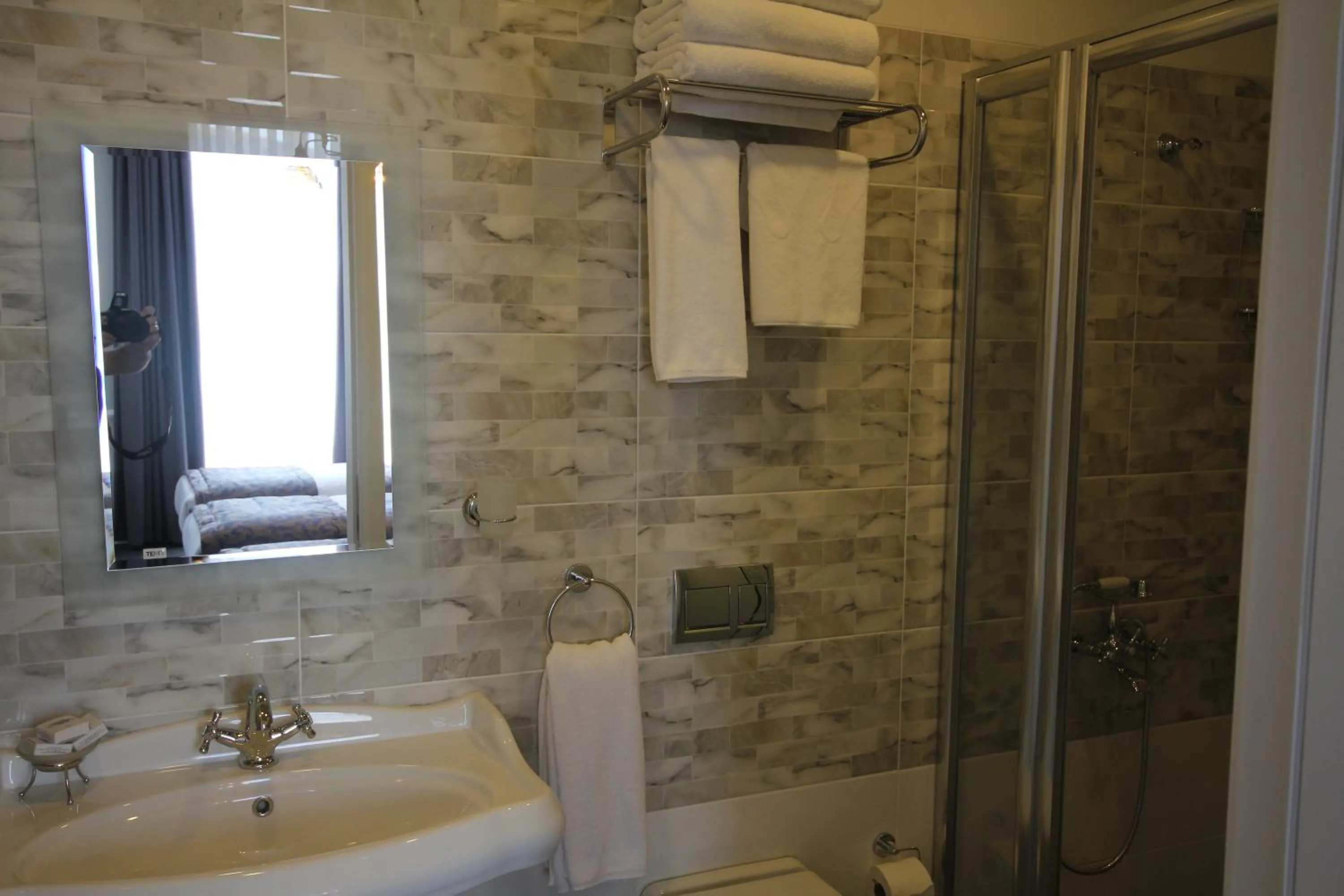 Bathroom in Hotel Naumpasa Konagi