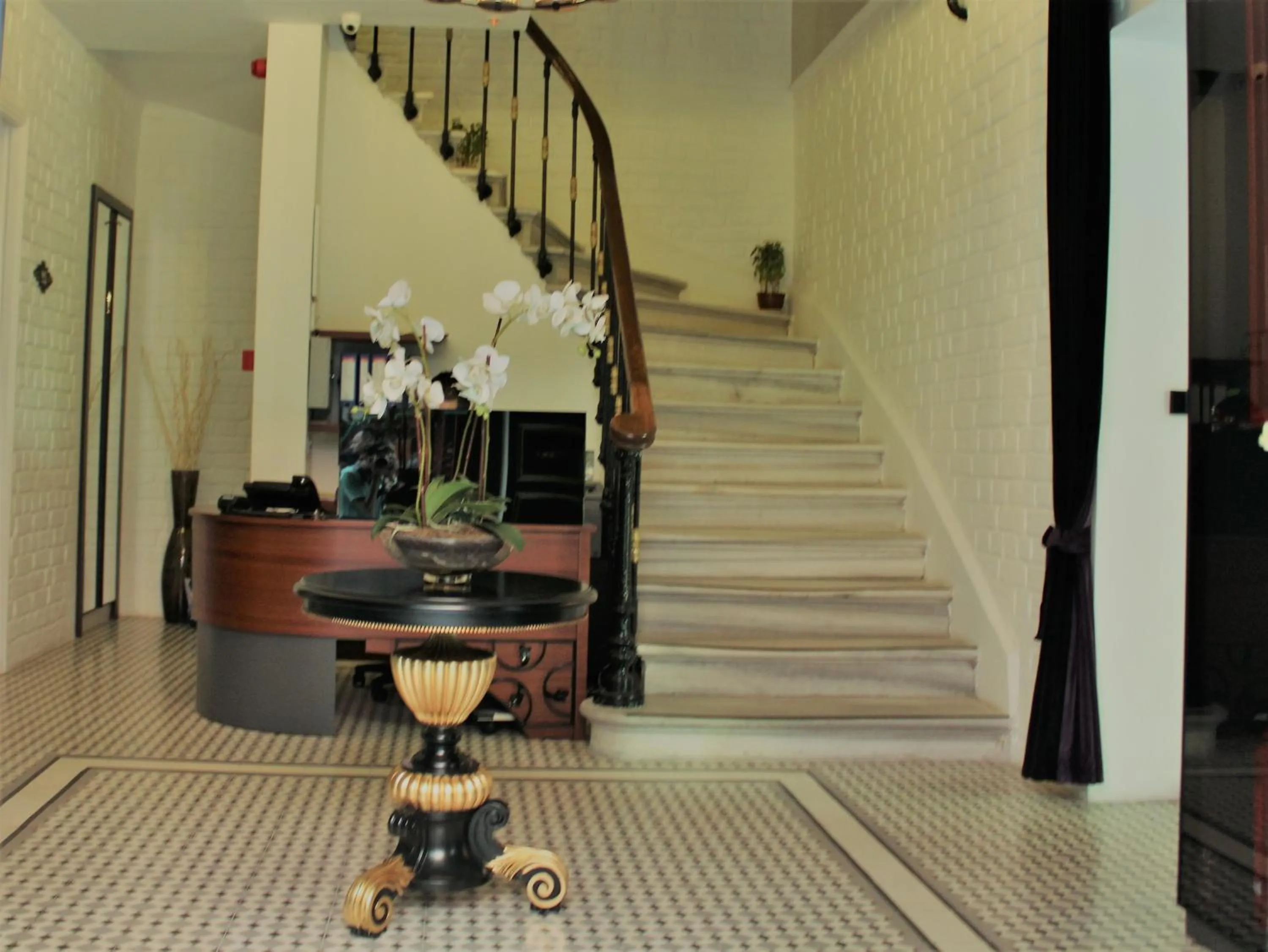 Lobby or reception in Hotel Naumpasa Konagi