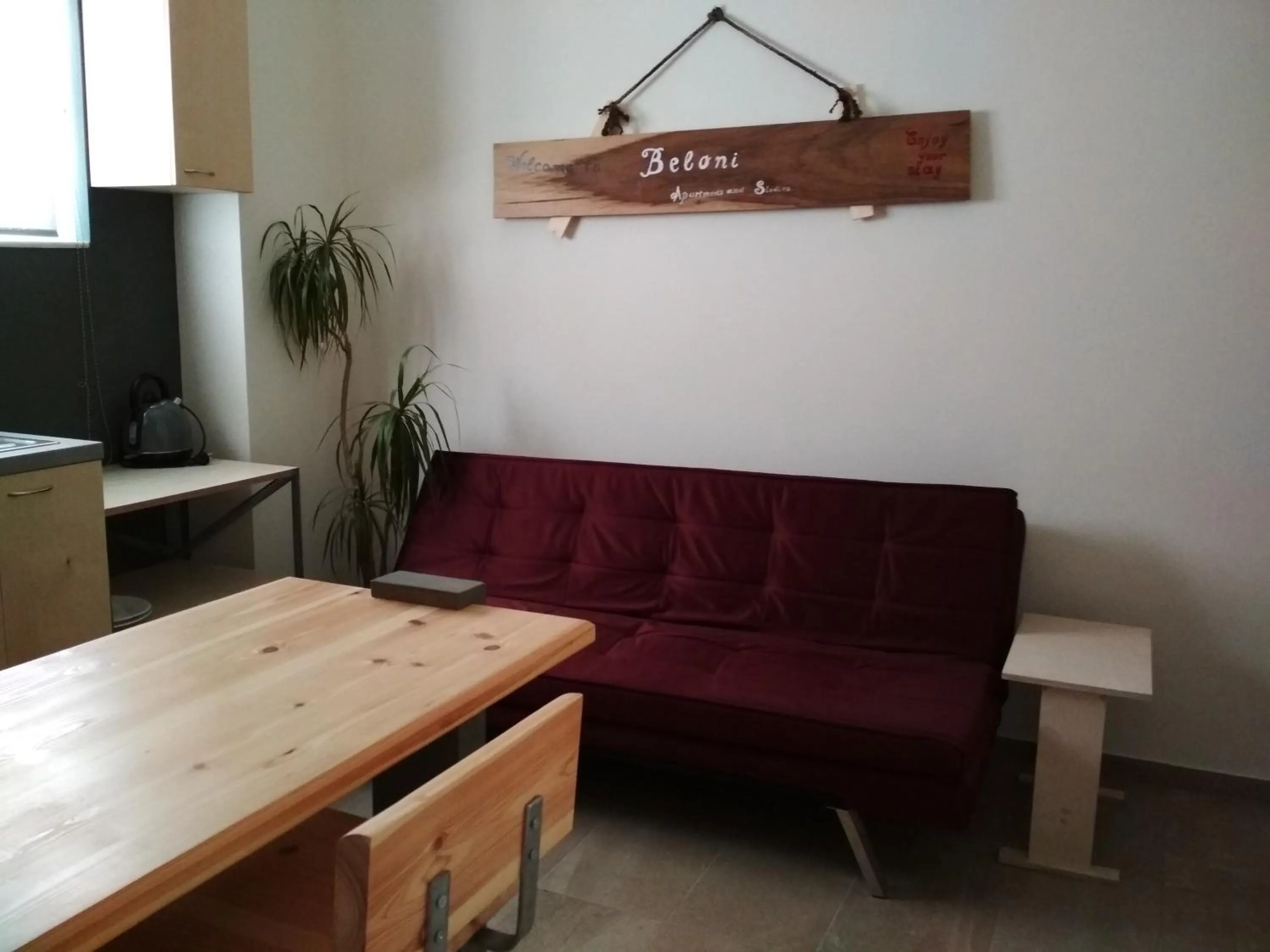 Beloni Apartments and Studios