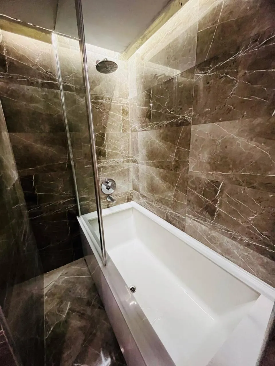 Bath in City Center Hotel Taksim İstanbul