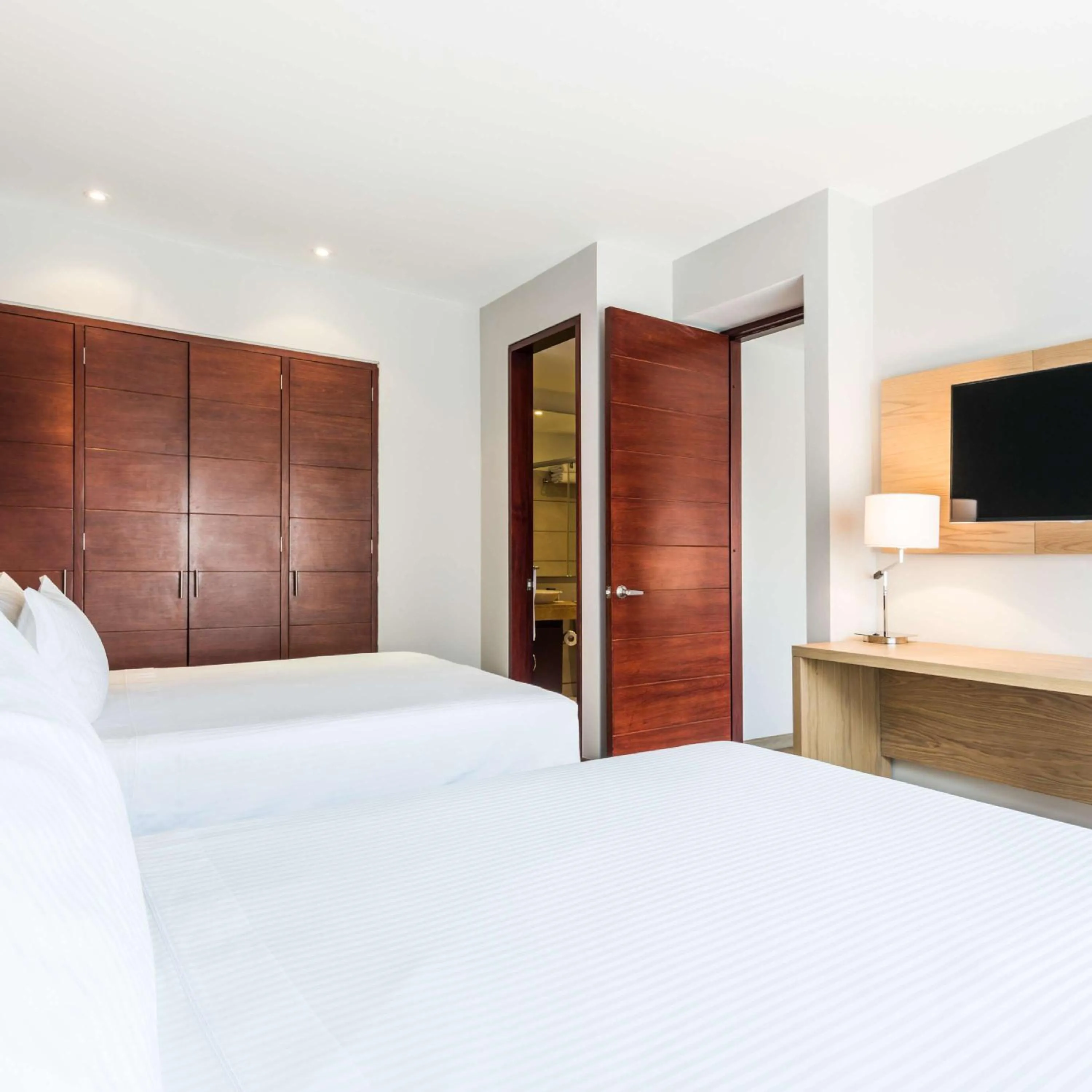 Bedroom, Bed in Cosmos 100 Hotel & Centro de Convenciones - Hoteles Cosmos