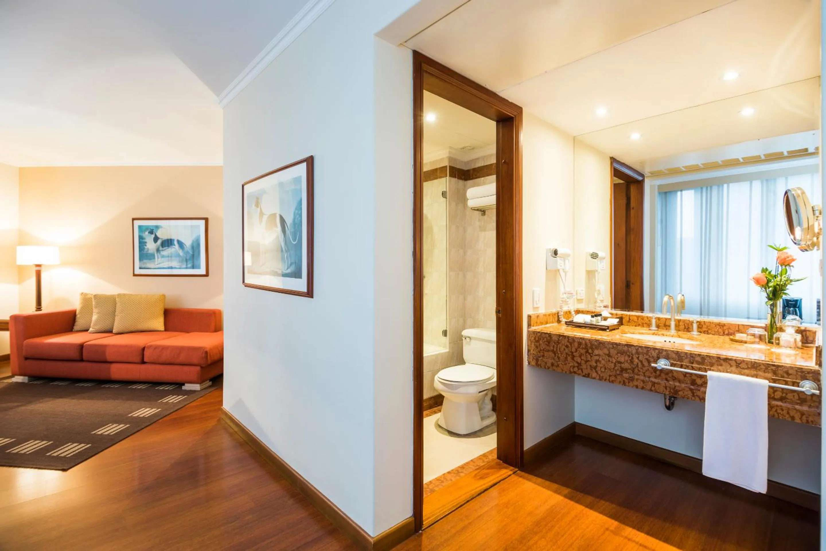 Photo of the whole room, Bed in Cosmos 100 Hotel & Centro de Convenciones - Hoteles Cosmos