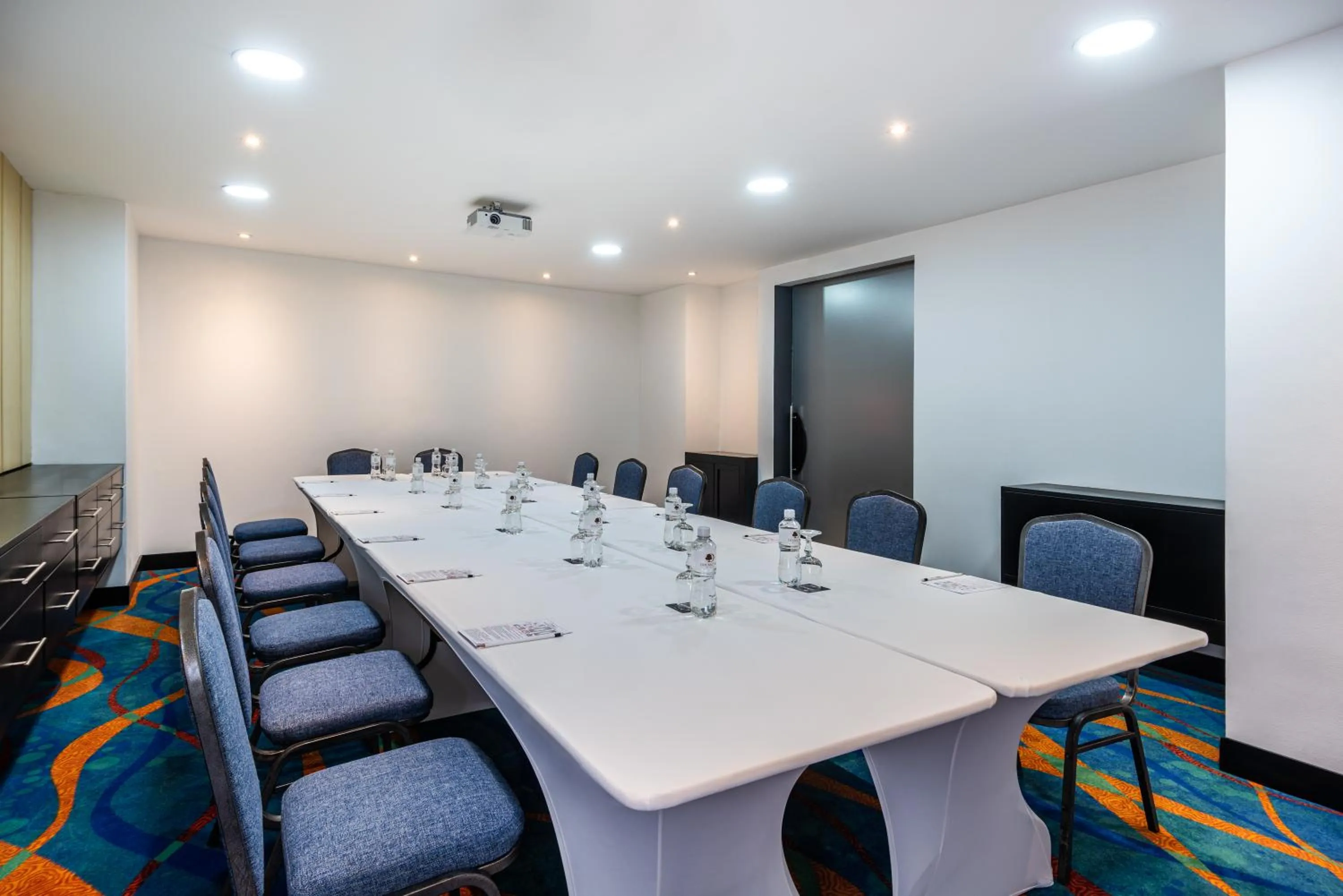Business facilities in Cosmos 100 Hotel & Centro de Convenciones - Hoteles Cosmos