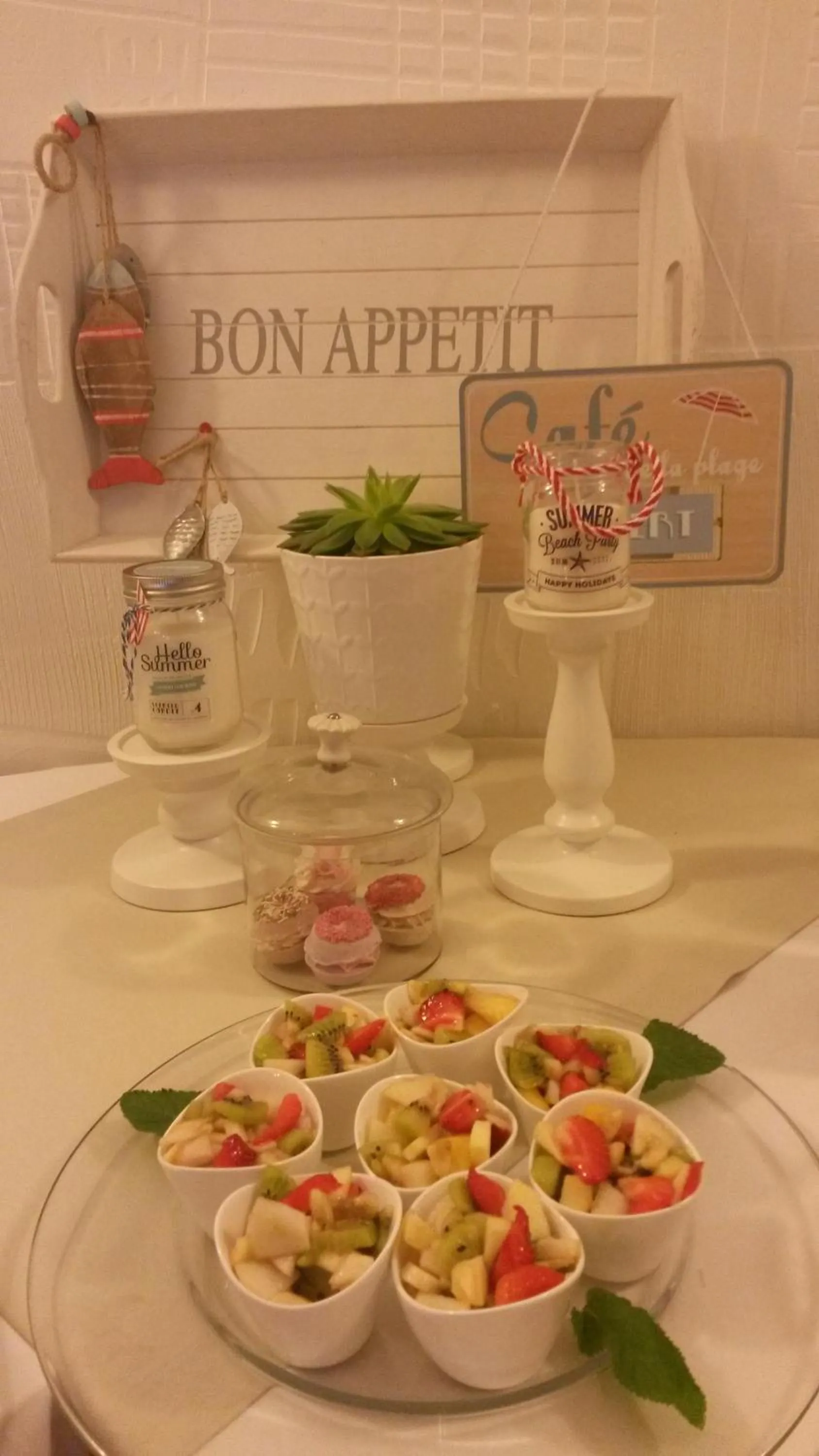 Food in Hotel Apollo